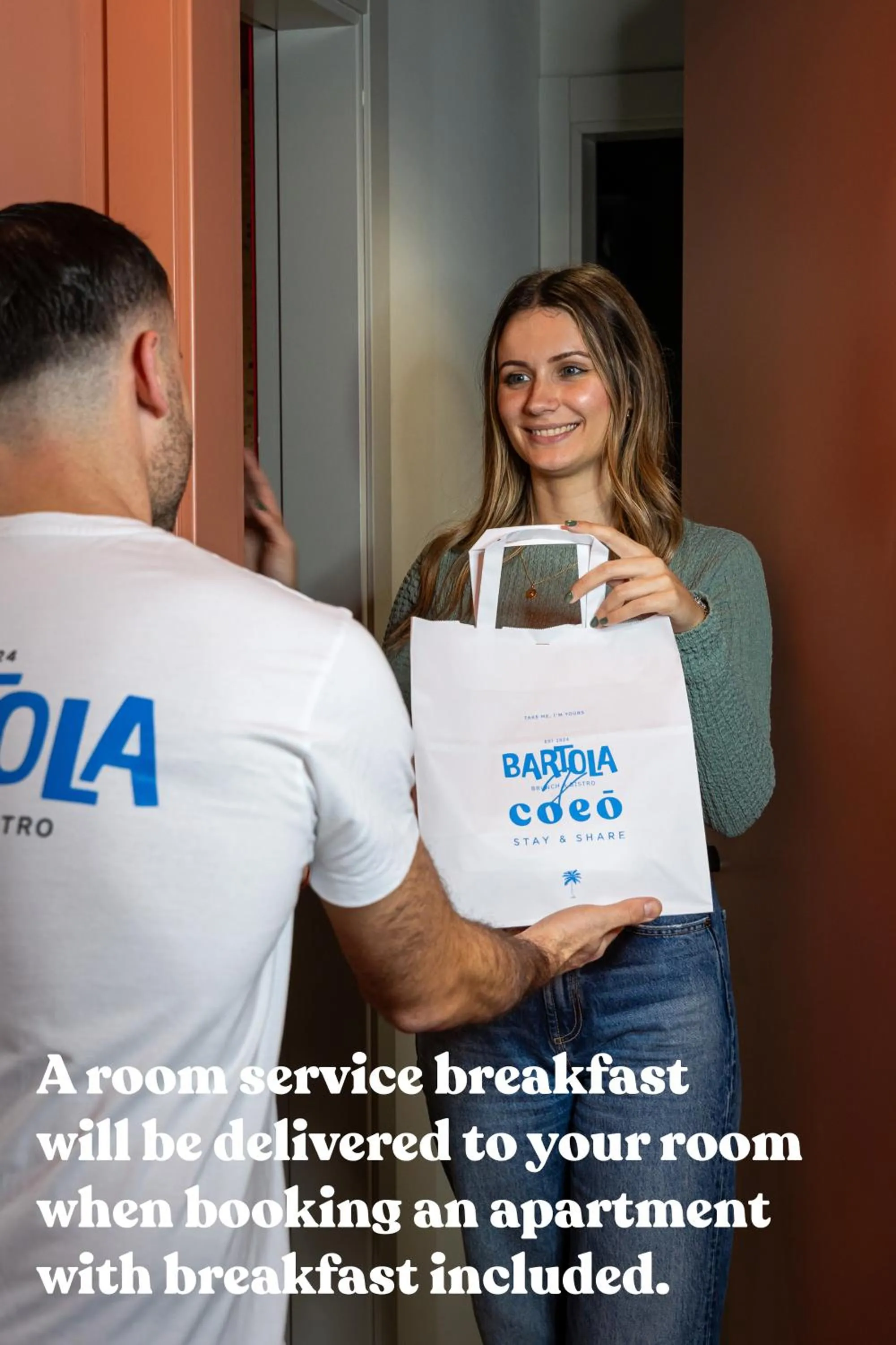Breakfast in Coeo Frailes Design Apartments