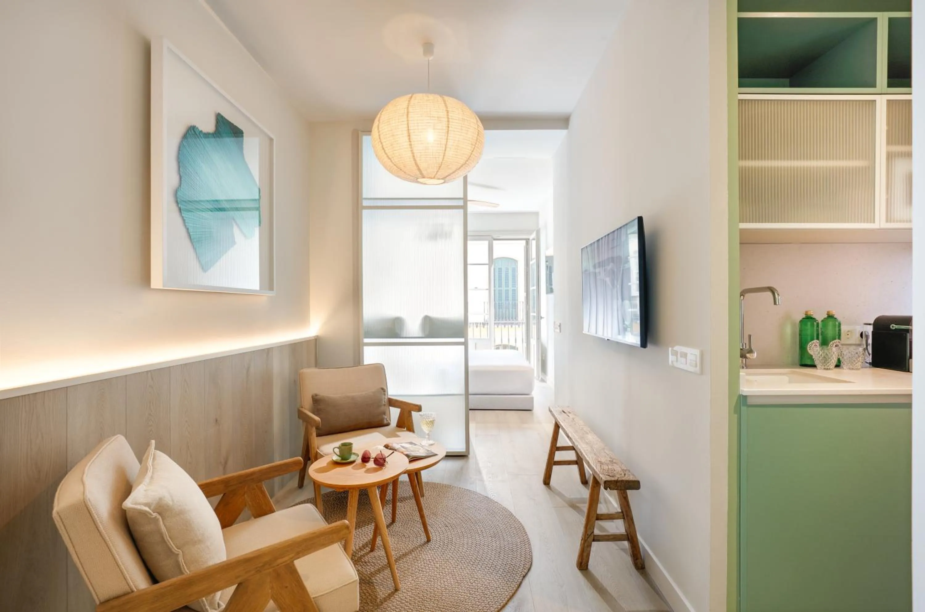 Coffee/tea facilities in Coeo Frailes Design Apartments