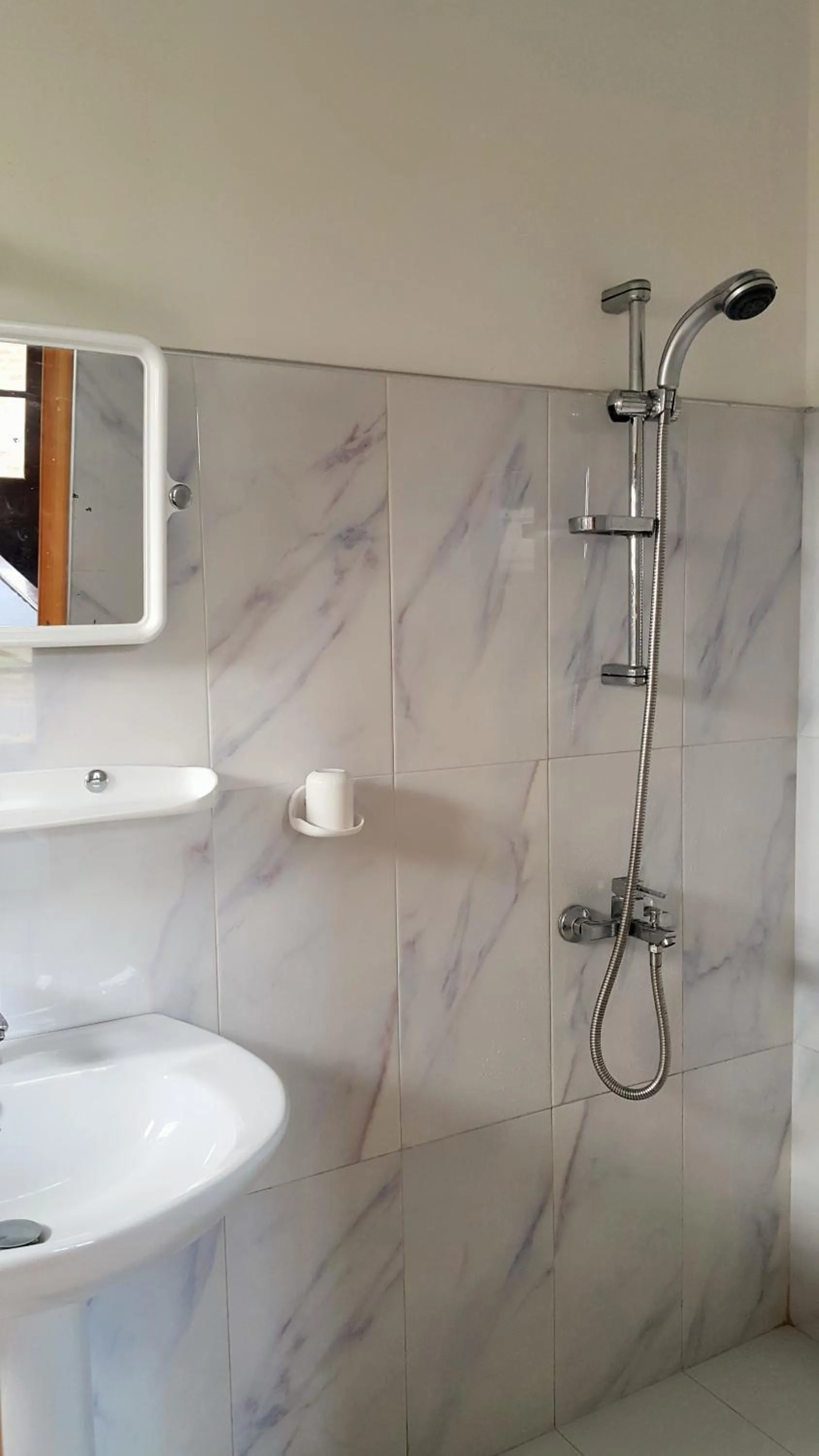 Bathroom in Sweden Inn Guesthouse