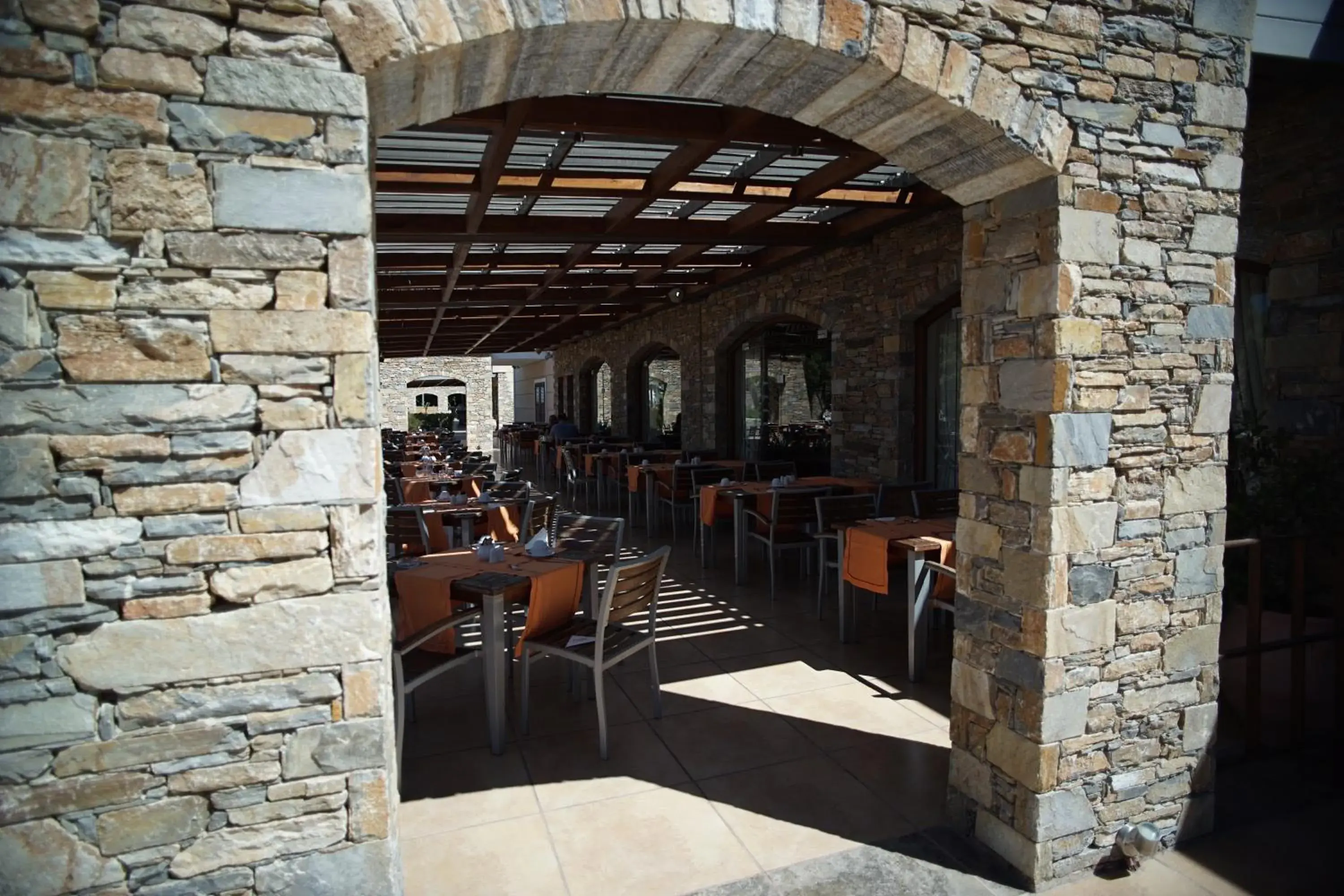 Restaurant/places to eat in Valis Resort Hotel Restaurant/places to eat in Valis Resort Hotel