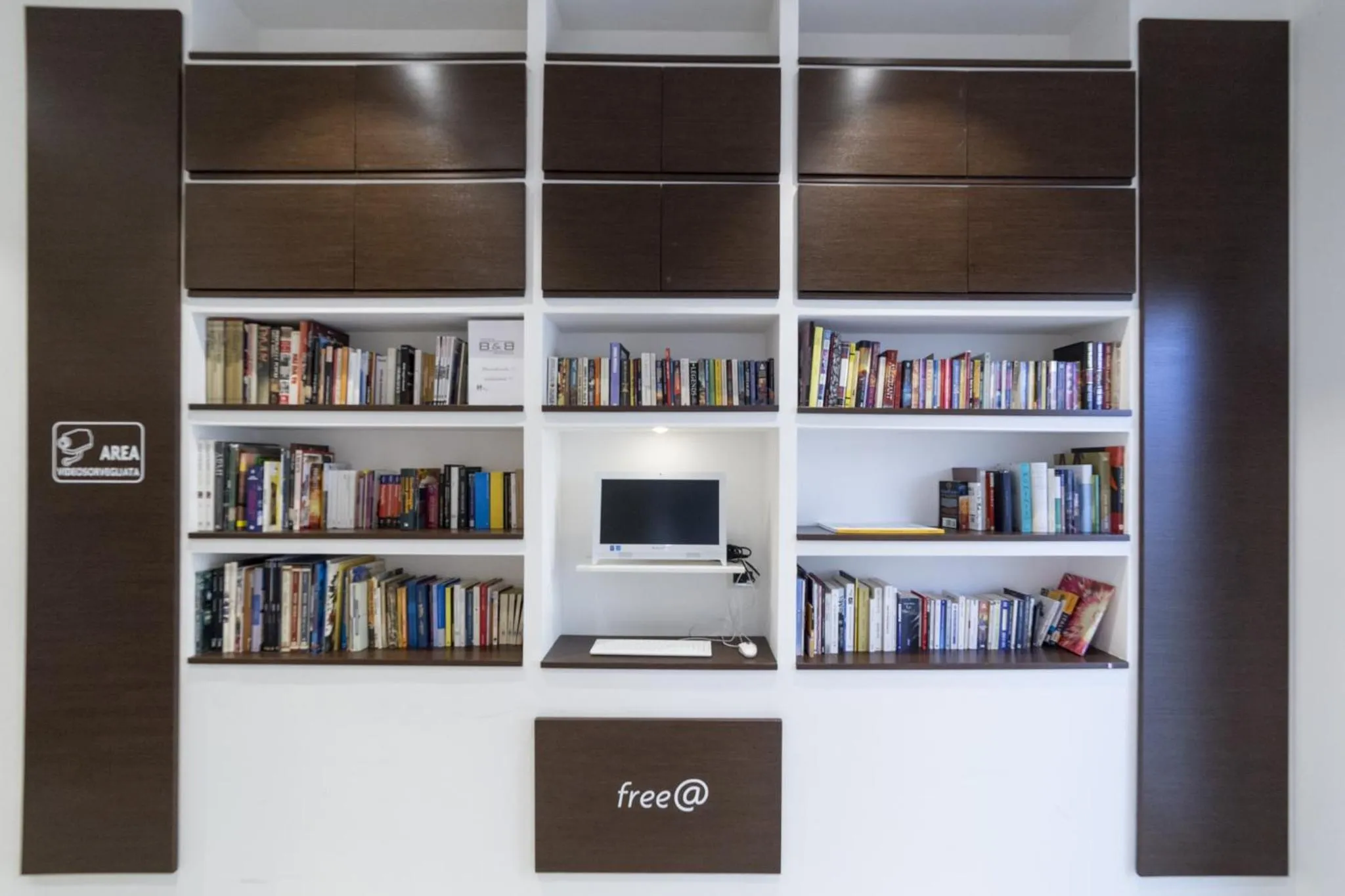 Library in Anda e Rianda