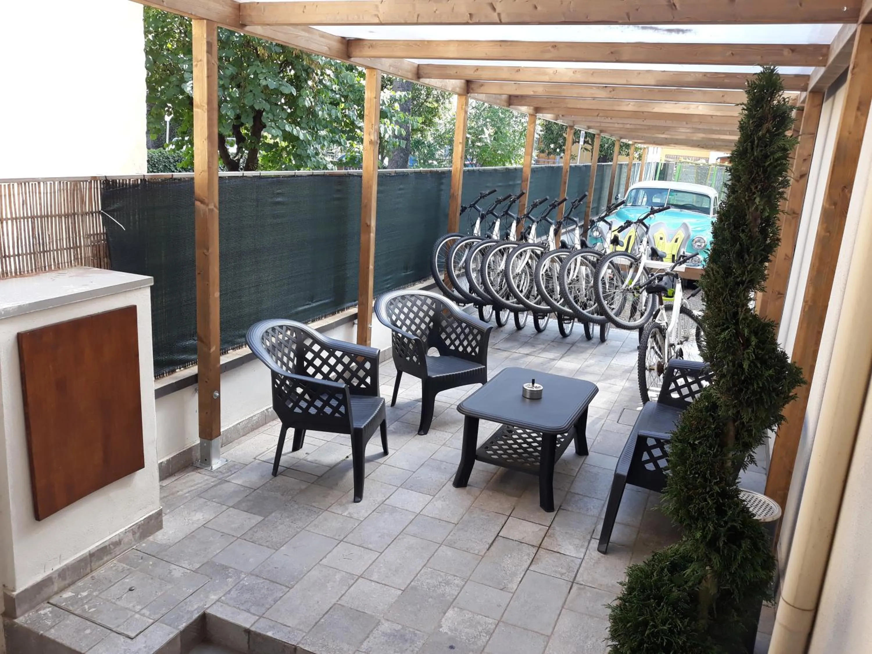 Facade/entrance in Anda e Rianda