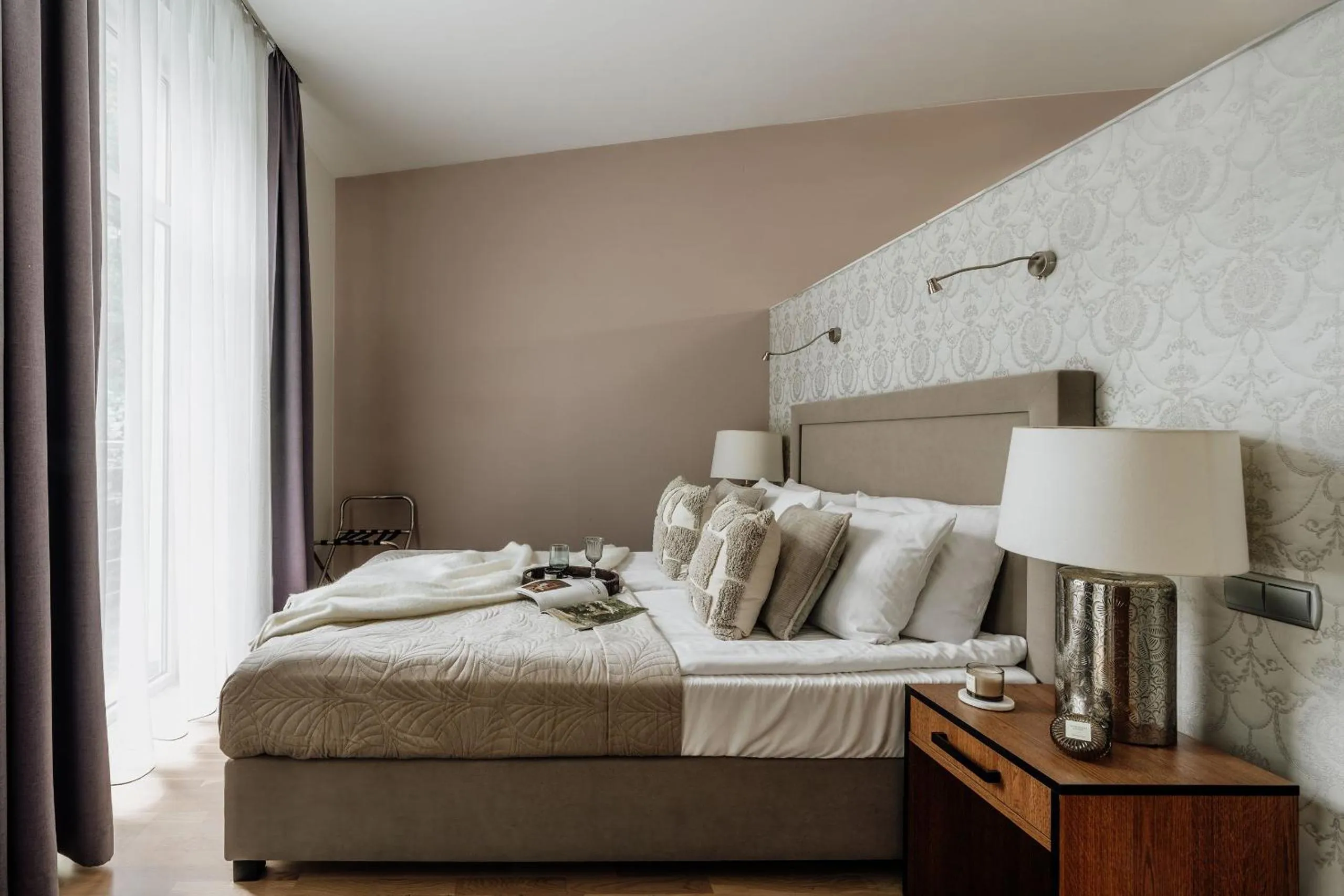 Bed in Grottger Luxury Boutique Hotel City