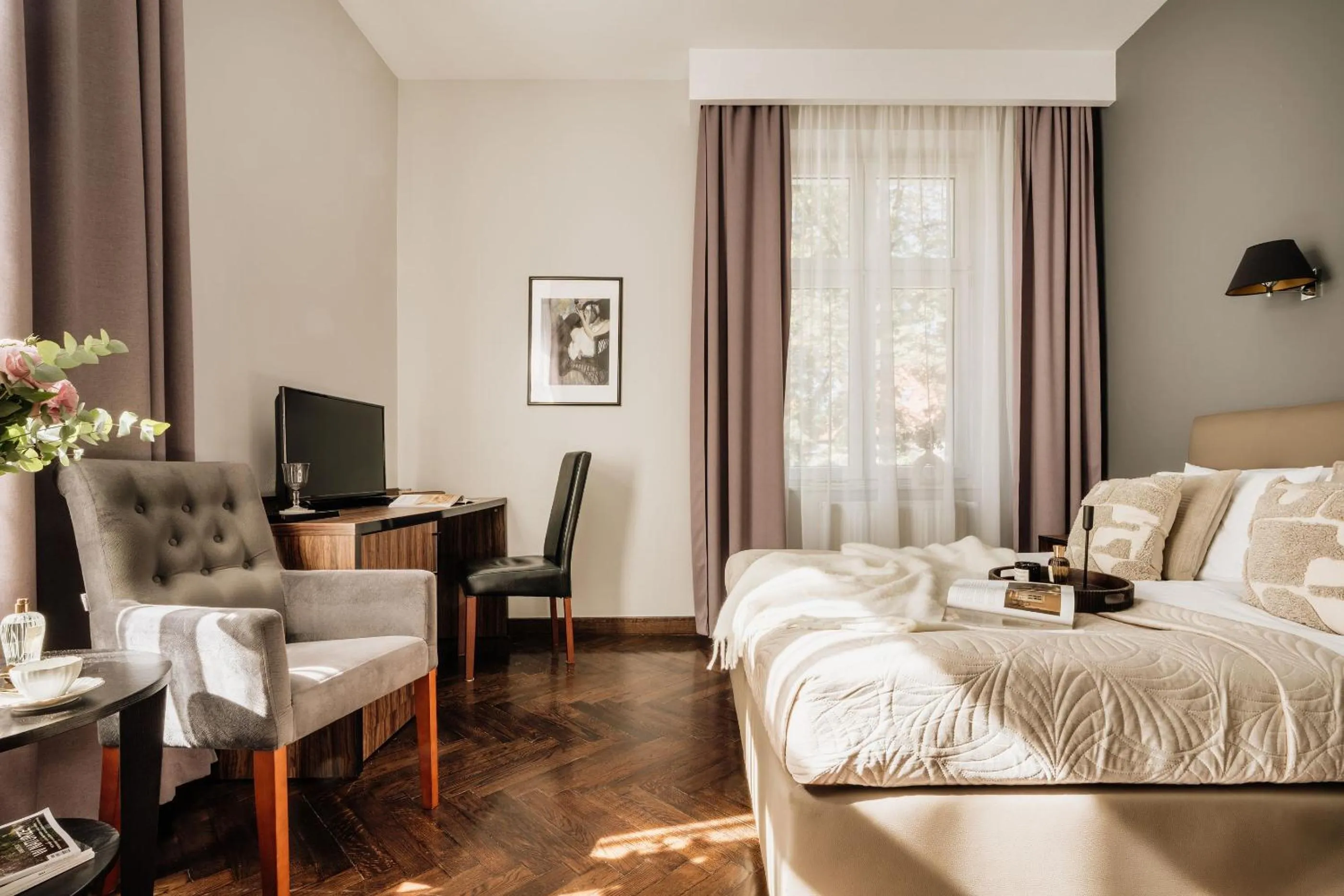 Bed in Grottger Luxury Boutique Hotel City