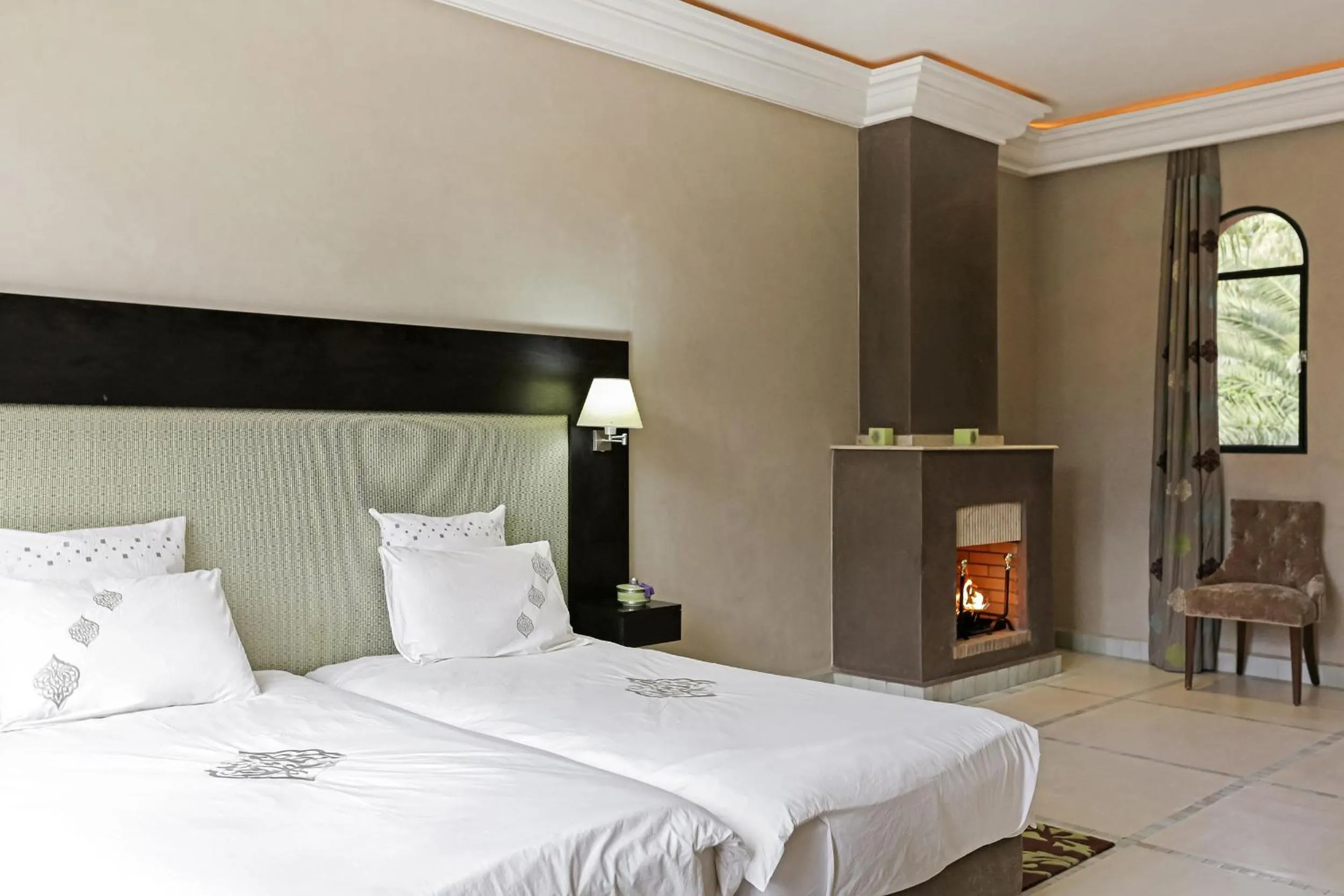 Mexance Villa with large hosting capacity, private heated pool, Fitness and SPA