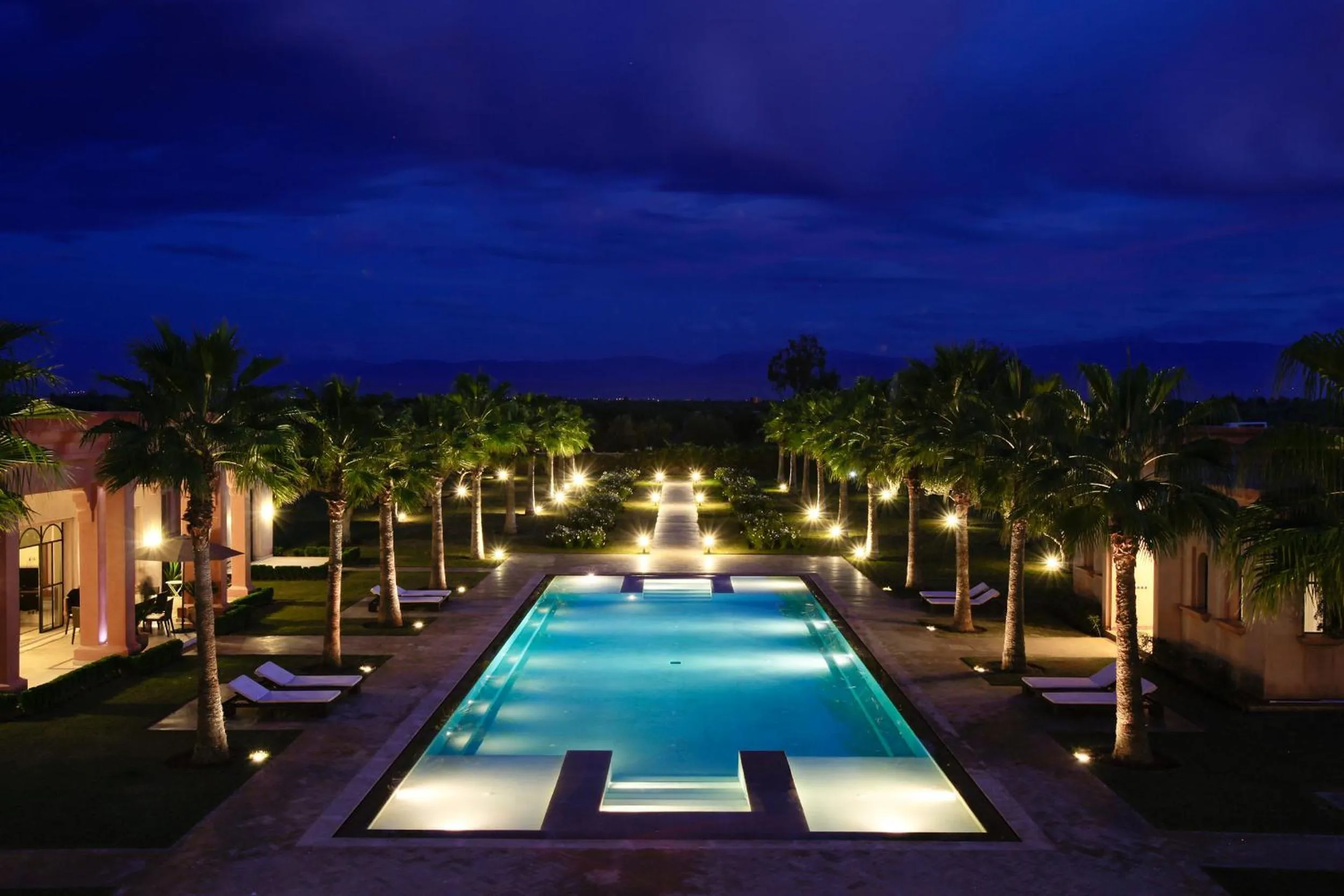 Mexance Villa with large hosting capacity, private heated pool, Fitness and SPA