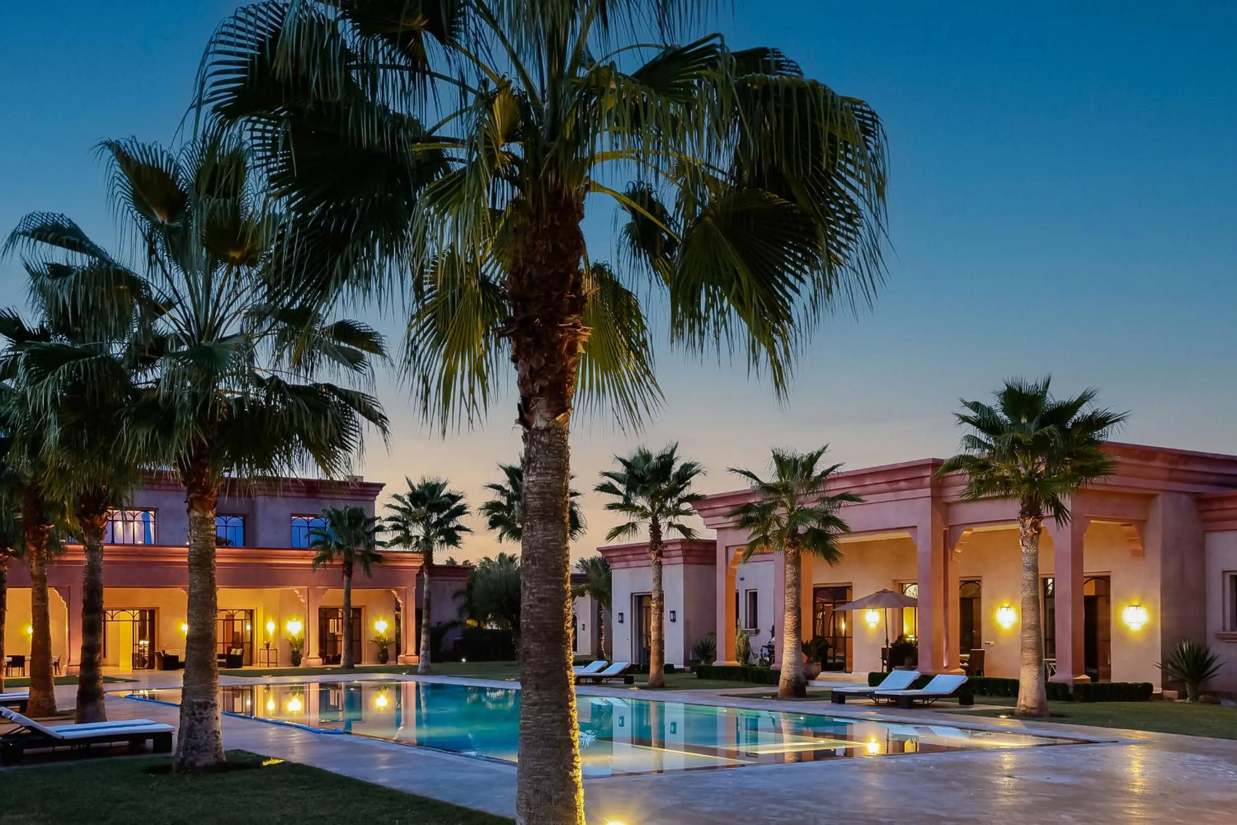 Mexance Villa with large hosting capacity, private heated pool, Fitness and SPA