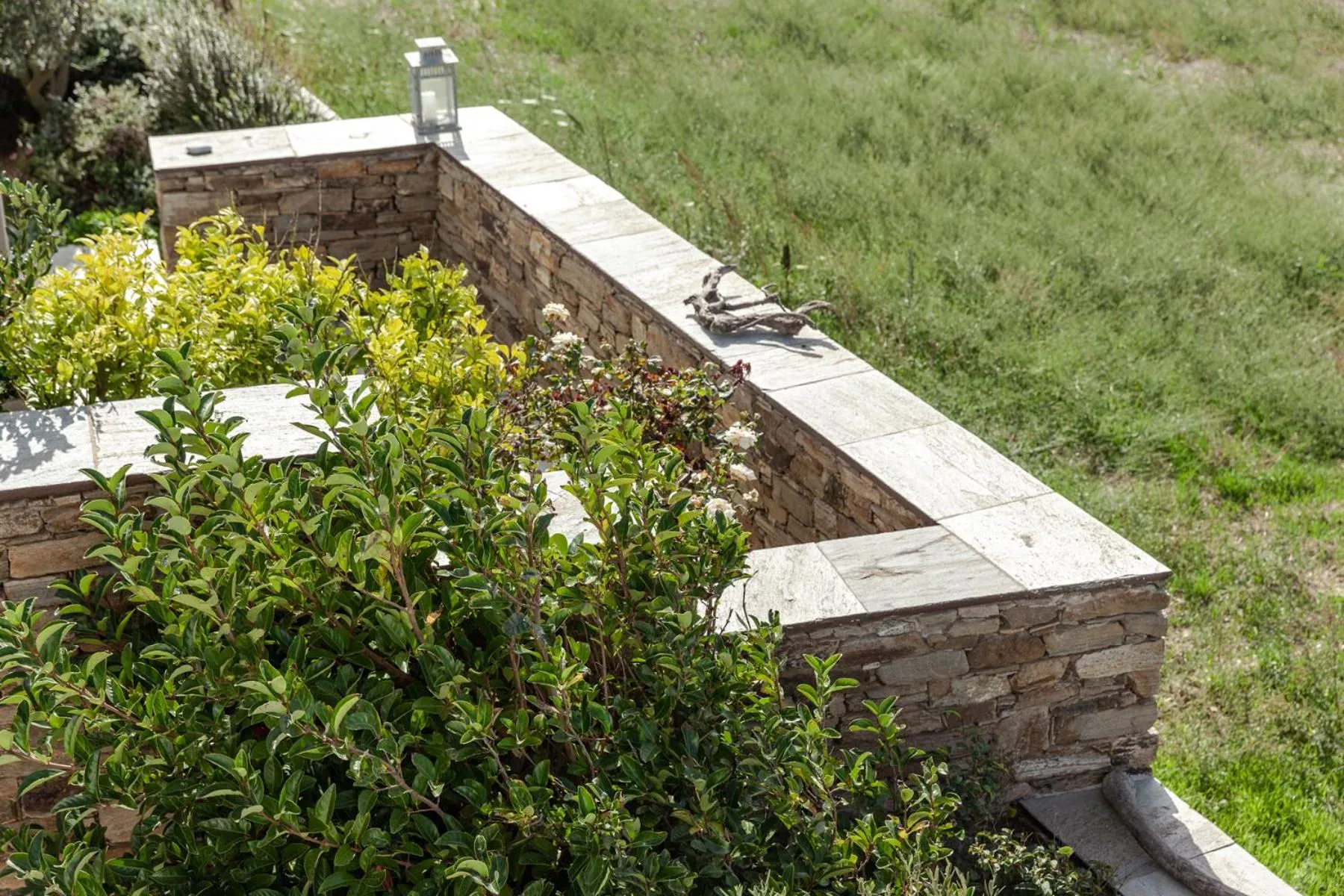 White Tinos Luxury Suites