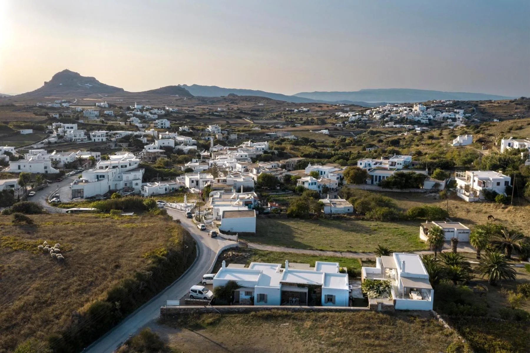 White Tinos Luxury Suites