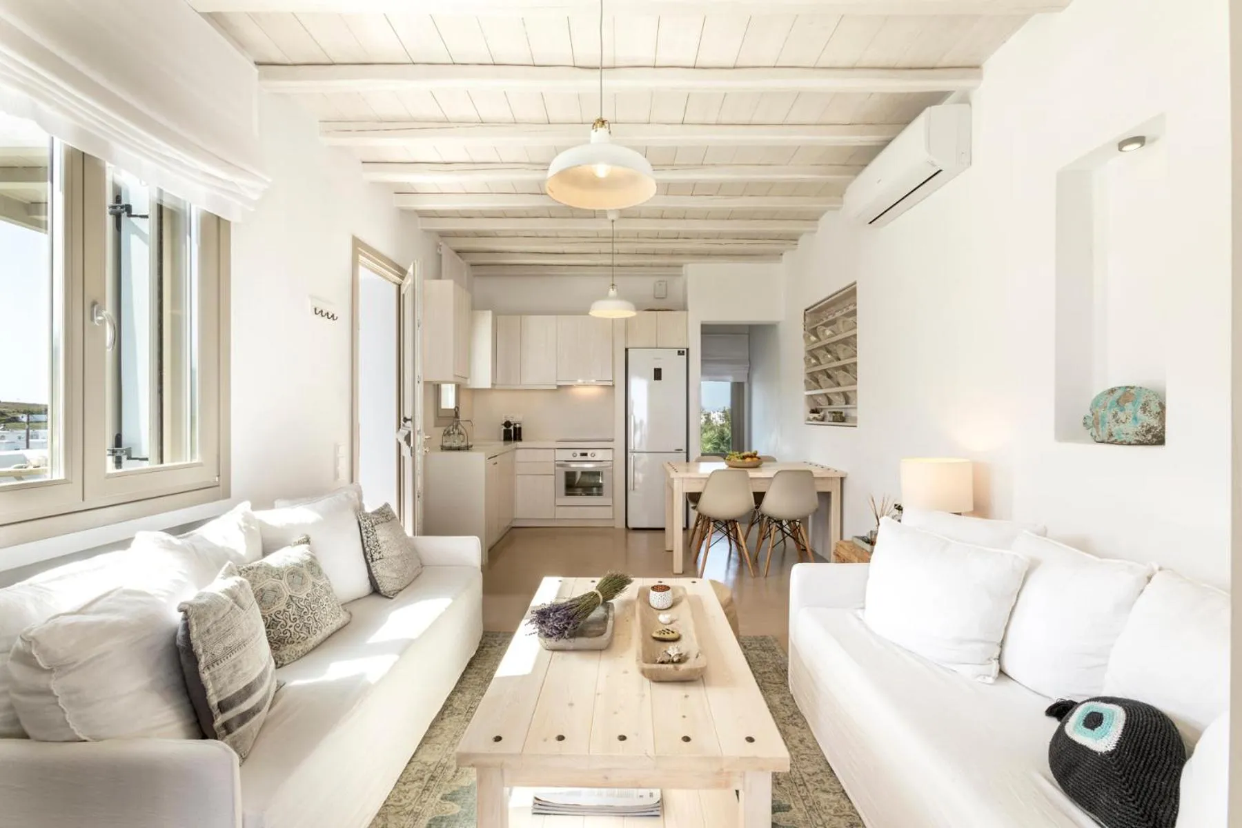 White Tinos Luxury Suites