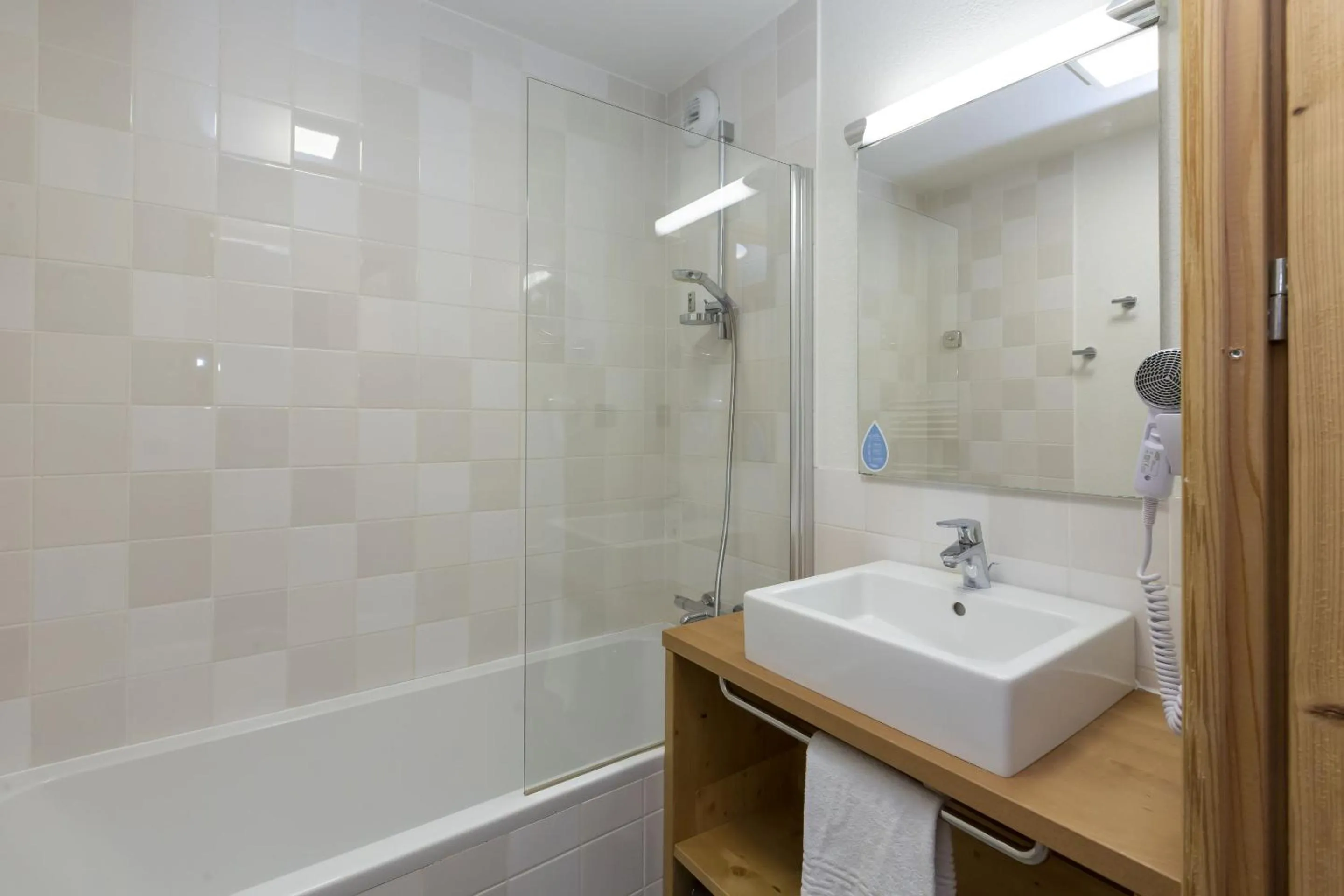 Bathroom in Résidence Odalys Les Fermes de Châtel