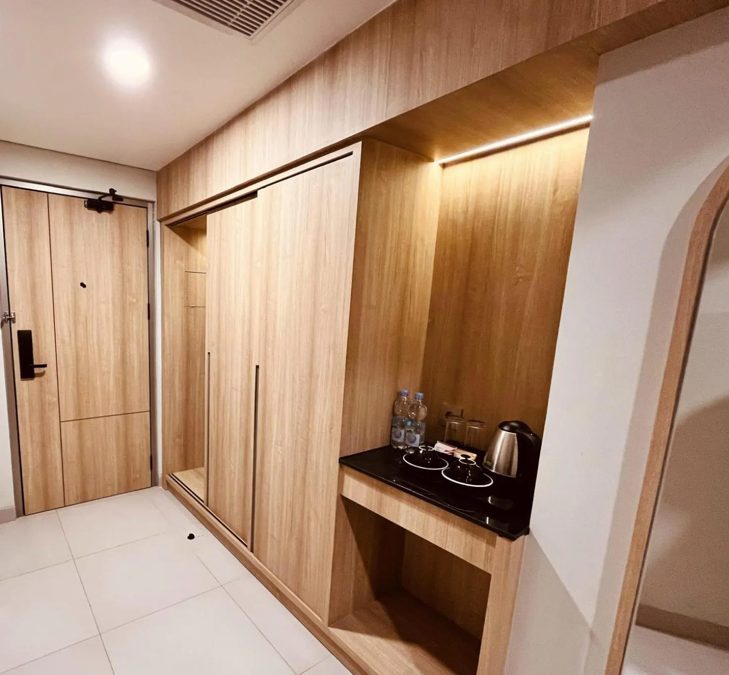 University Hotel UMY