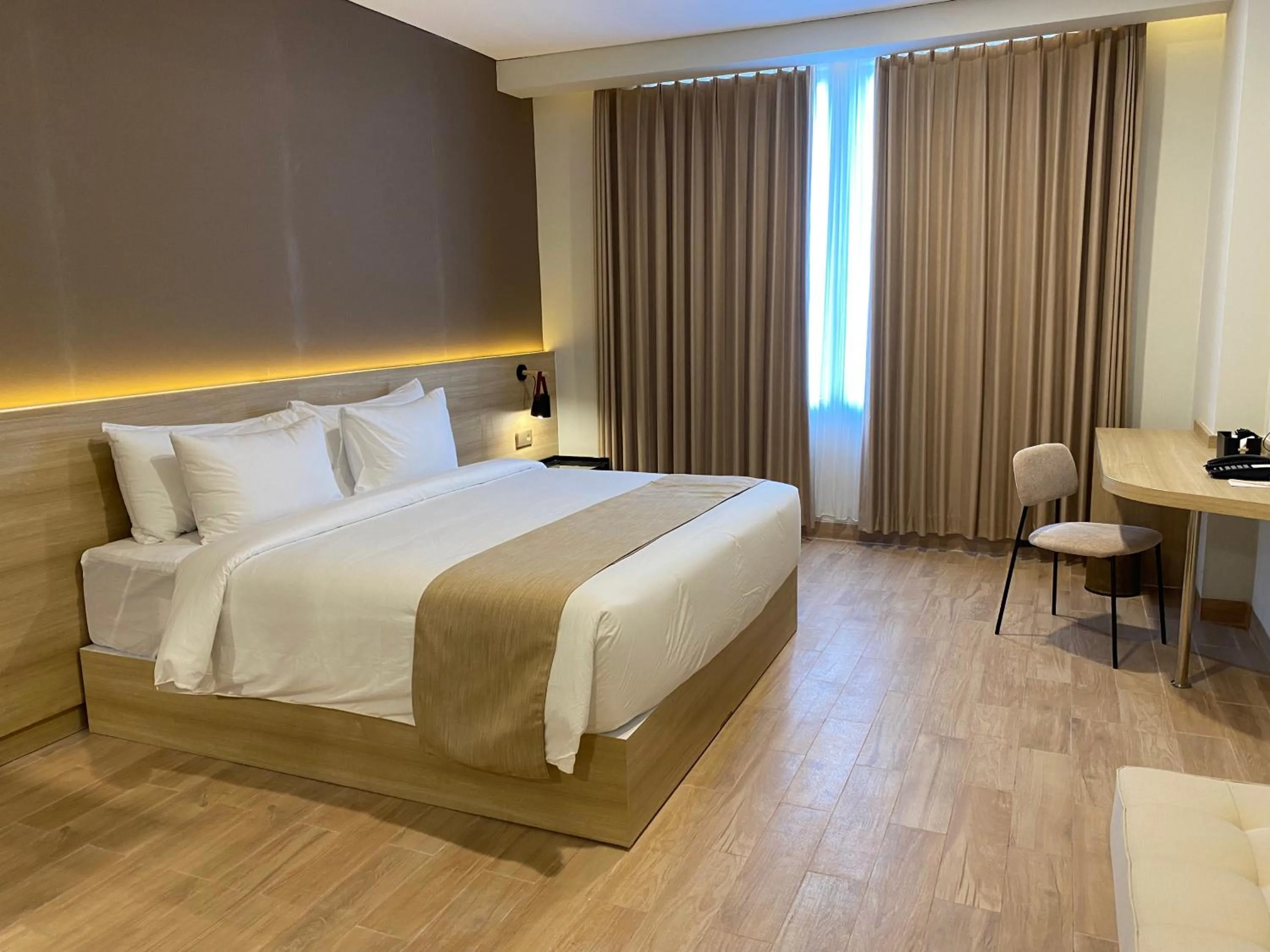 University Hotel UMY