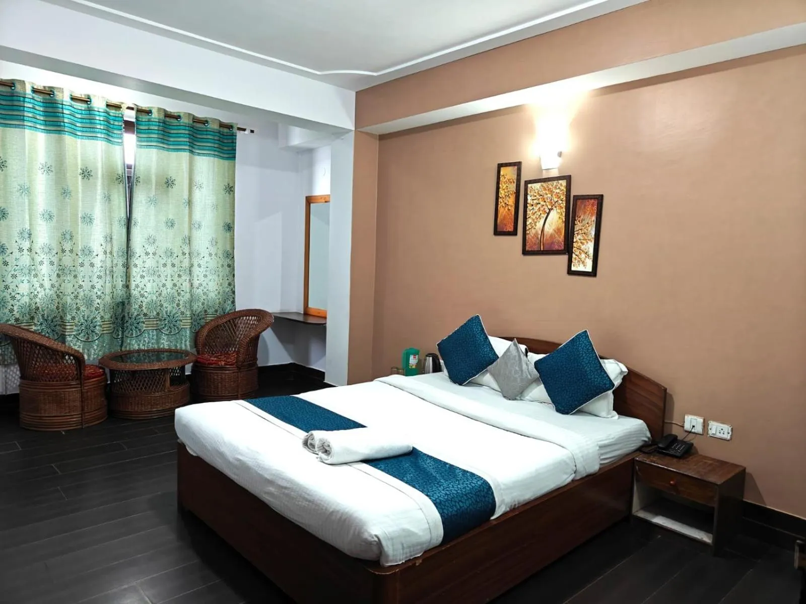 Bed in Hotel Sunmount Mayal Retreat