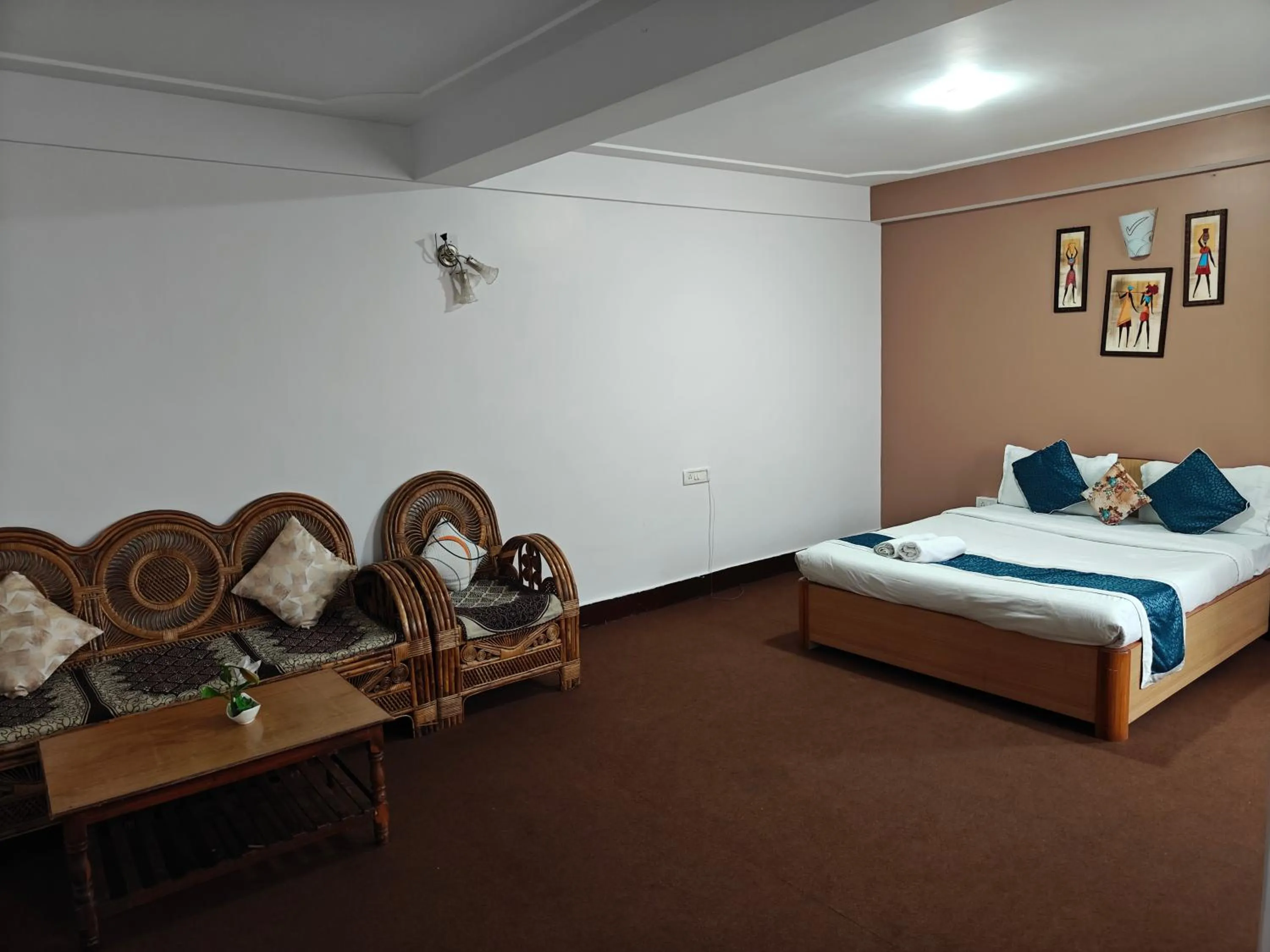 Bed in Hotel Sunmount Mayal Retreat