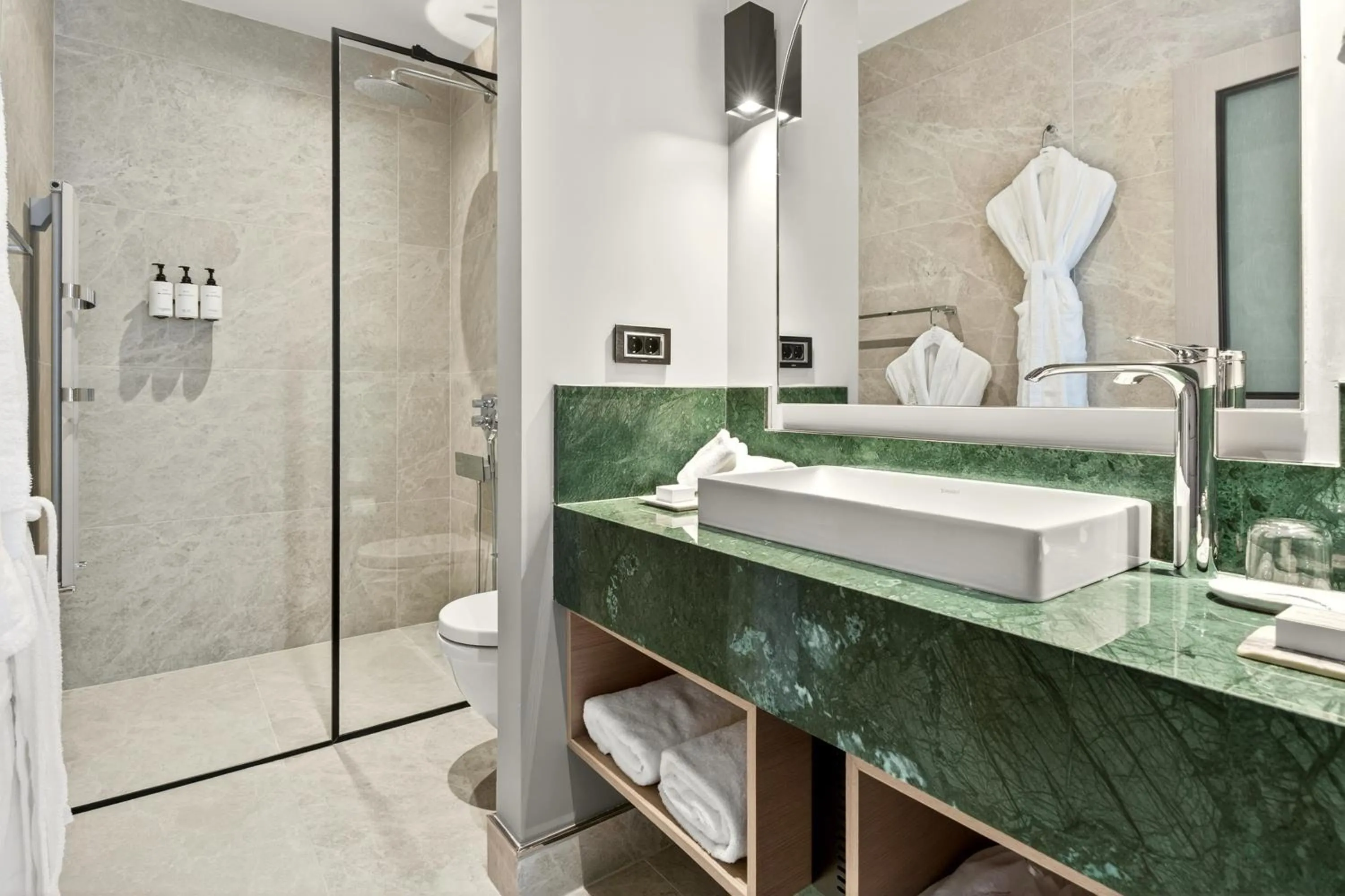 Shower in Arbor Hotel - Signature Collection