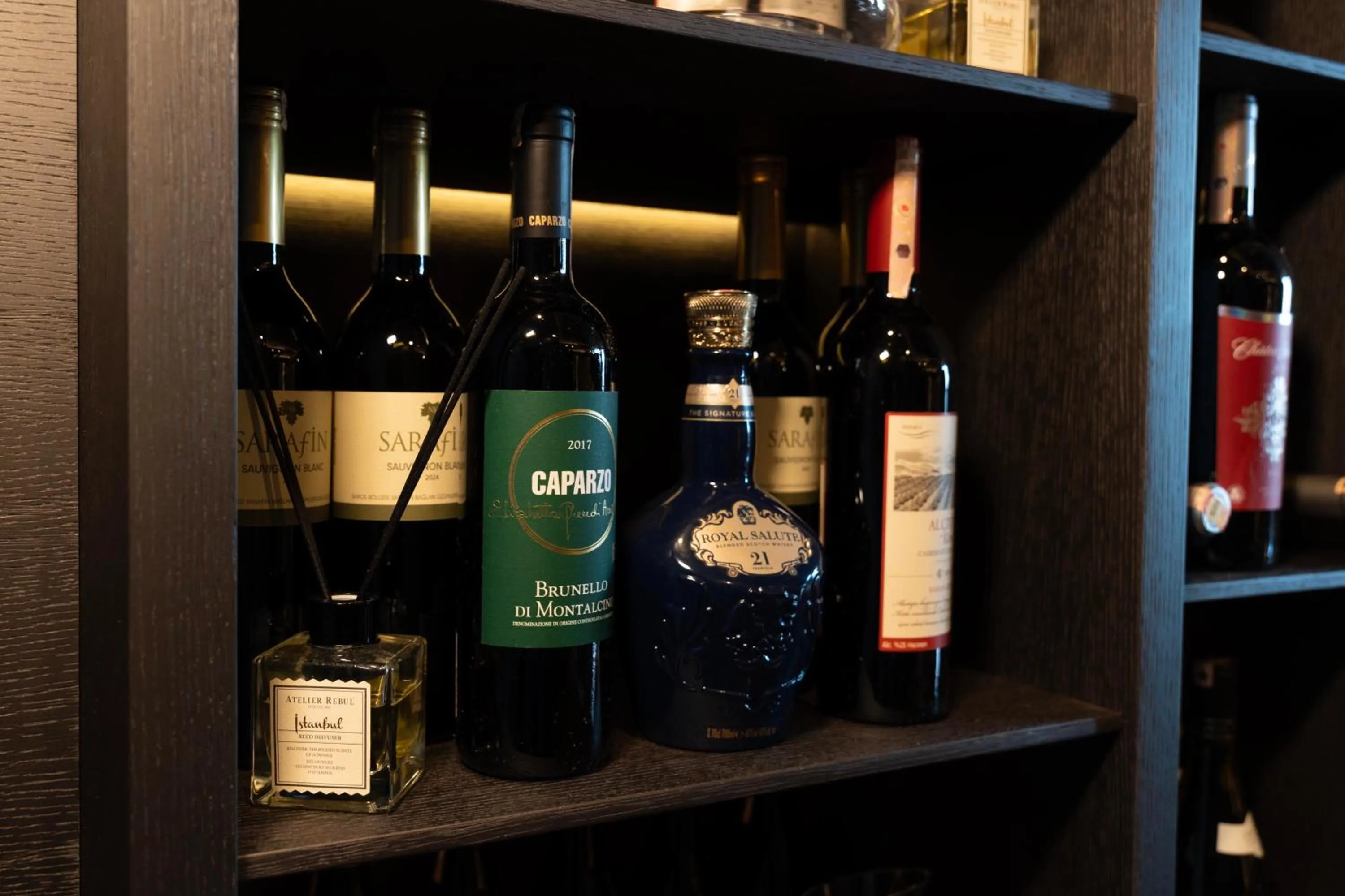 Restaurant/places to eat in Arbor Hotel - Signature Collection