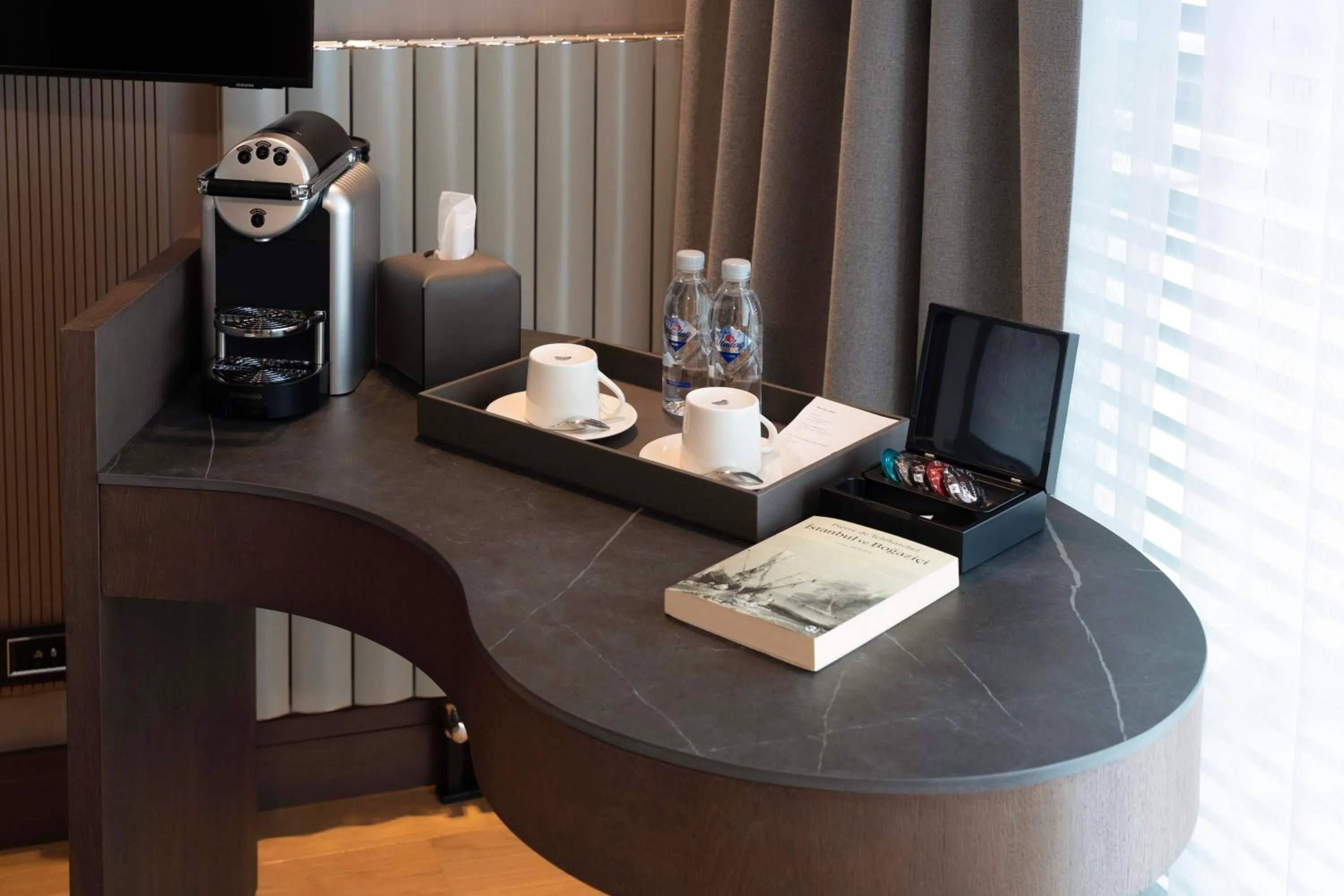 TV and multimedia in Arbor Hotel - Signature Collection