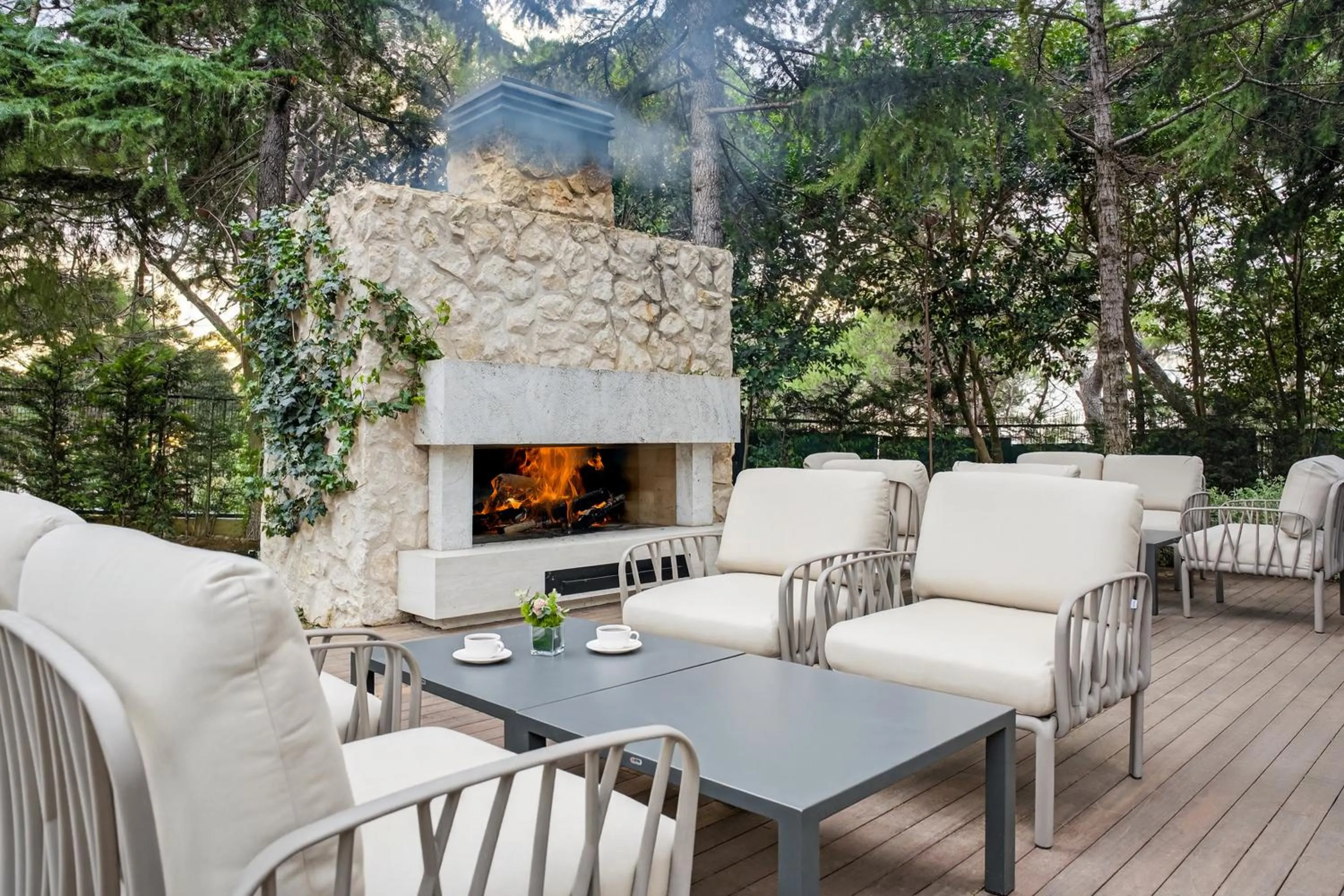 Patio in Arbor Hotel - Signature Collection