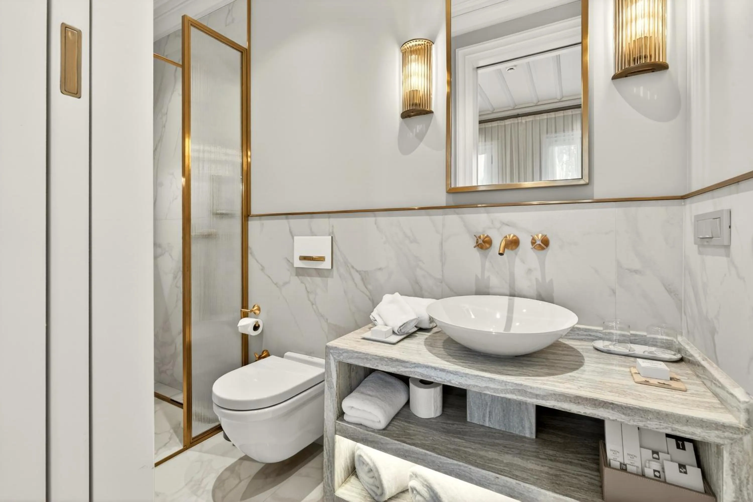 Shower in Arbor Hotel - Signature Collection