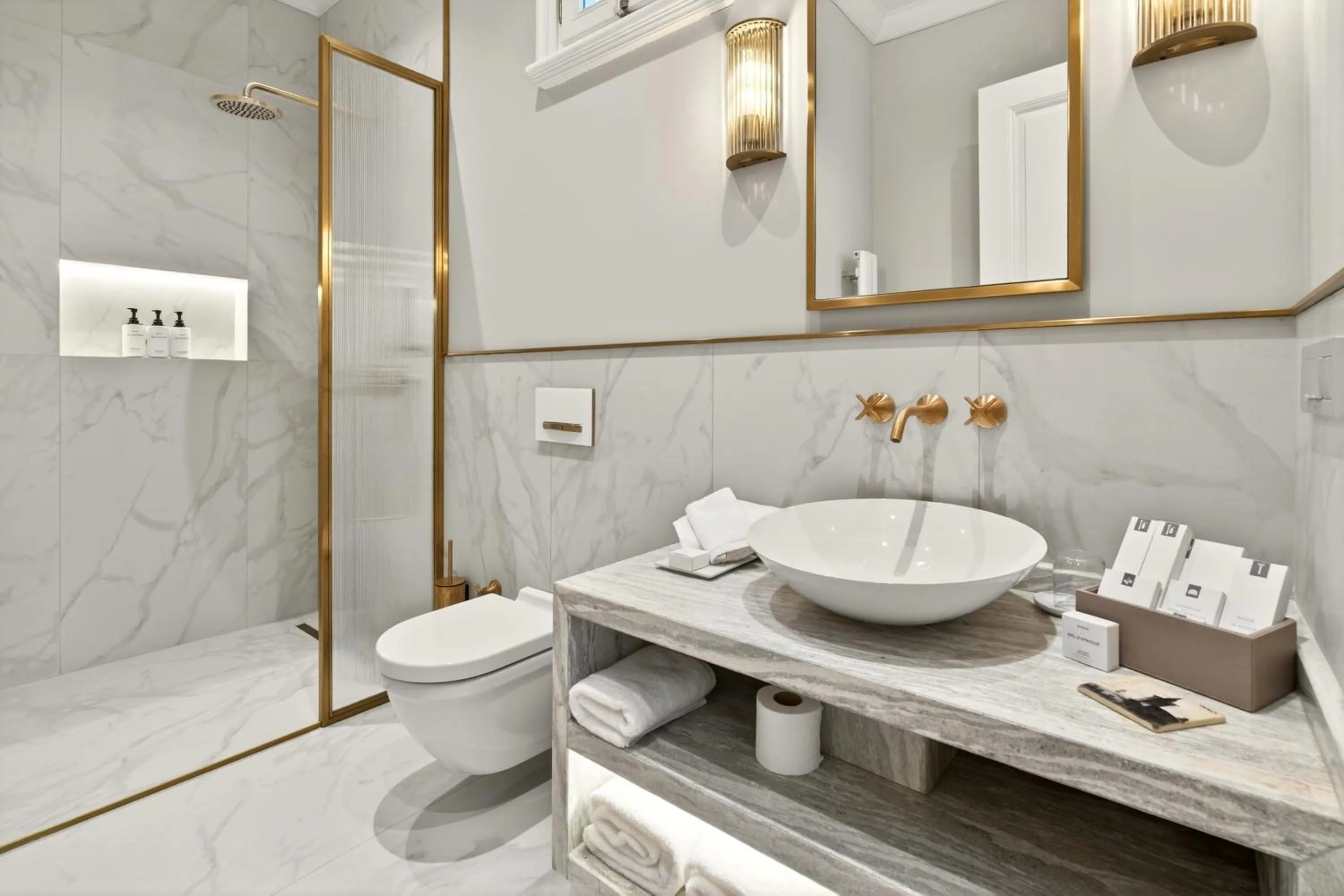 Shower in Arbor Hotel - Signature Collection