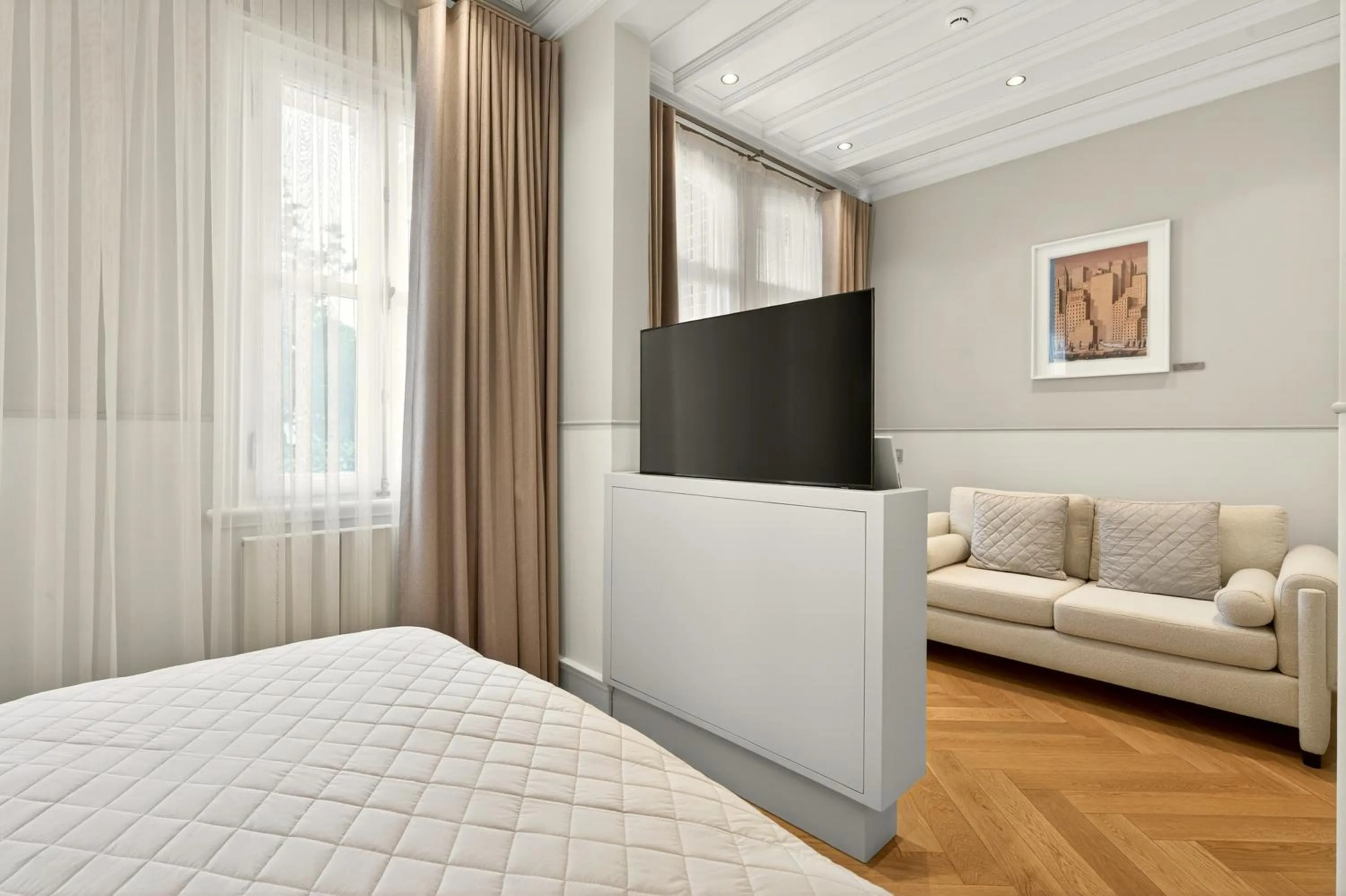 Bed in Arbor Hotel - Signature Collection