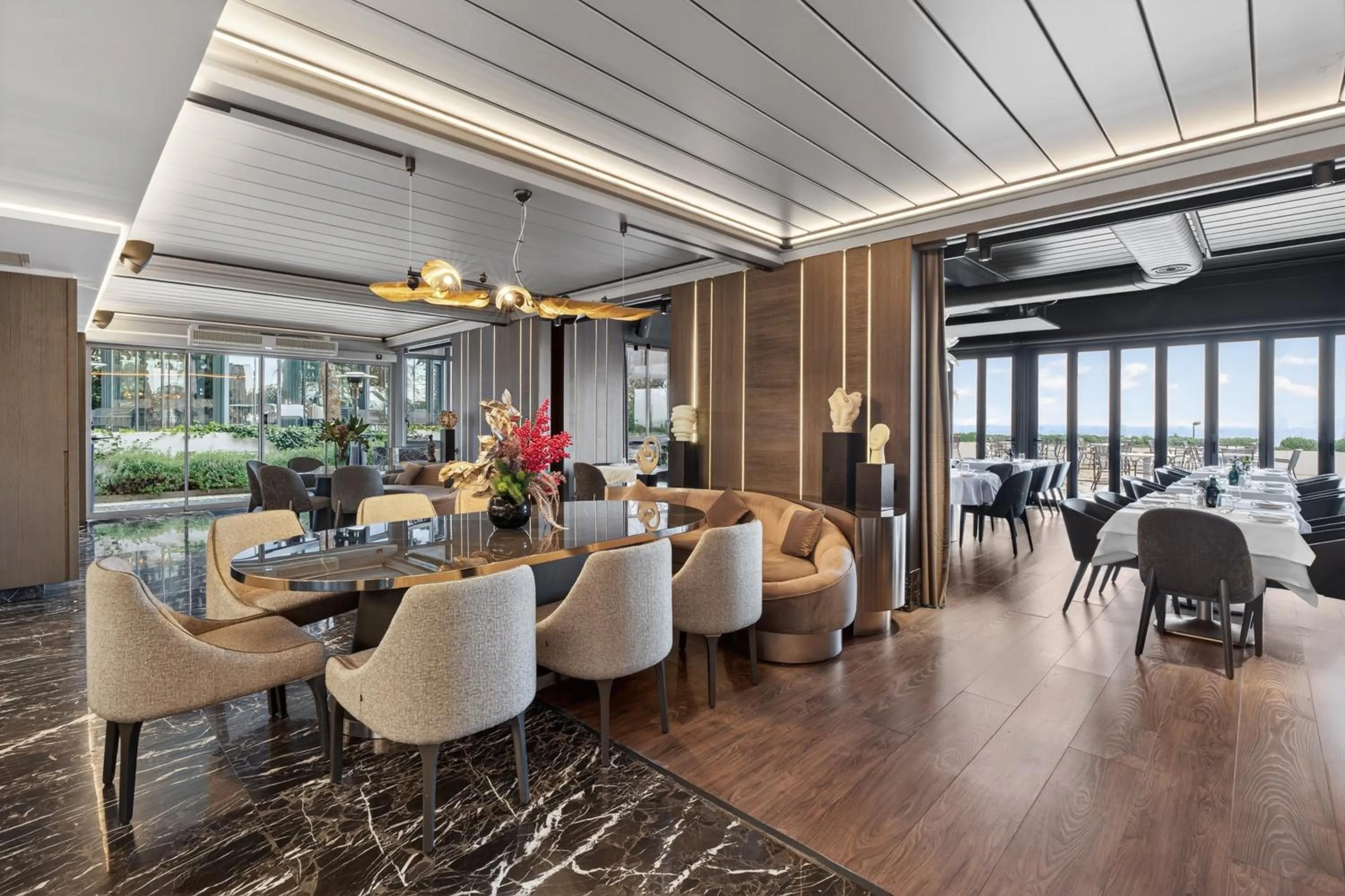 Restaurant/places to eat in Arbor Hotel - Signature Collection