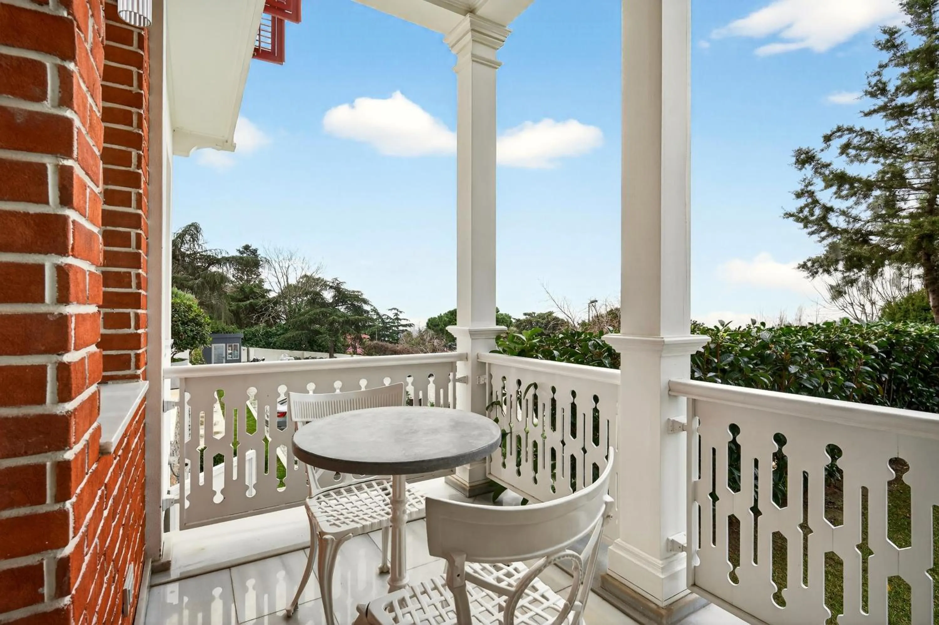 Patio in Arbor Hotel - Signature Collection