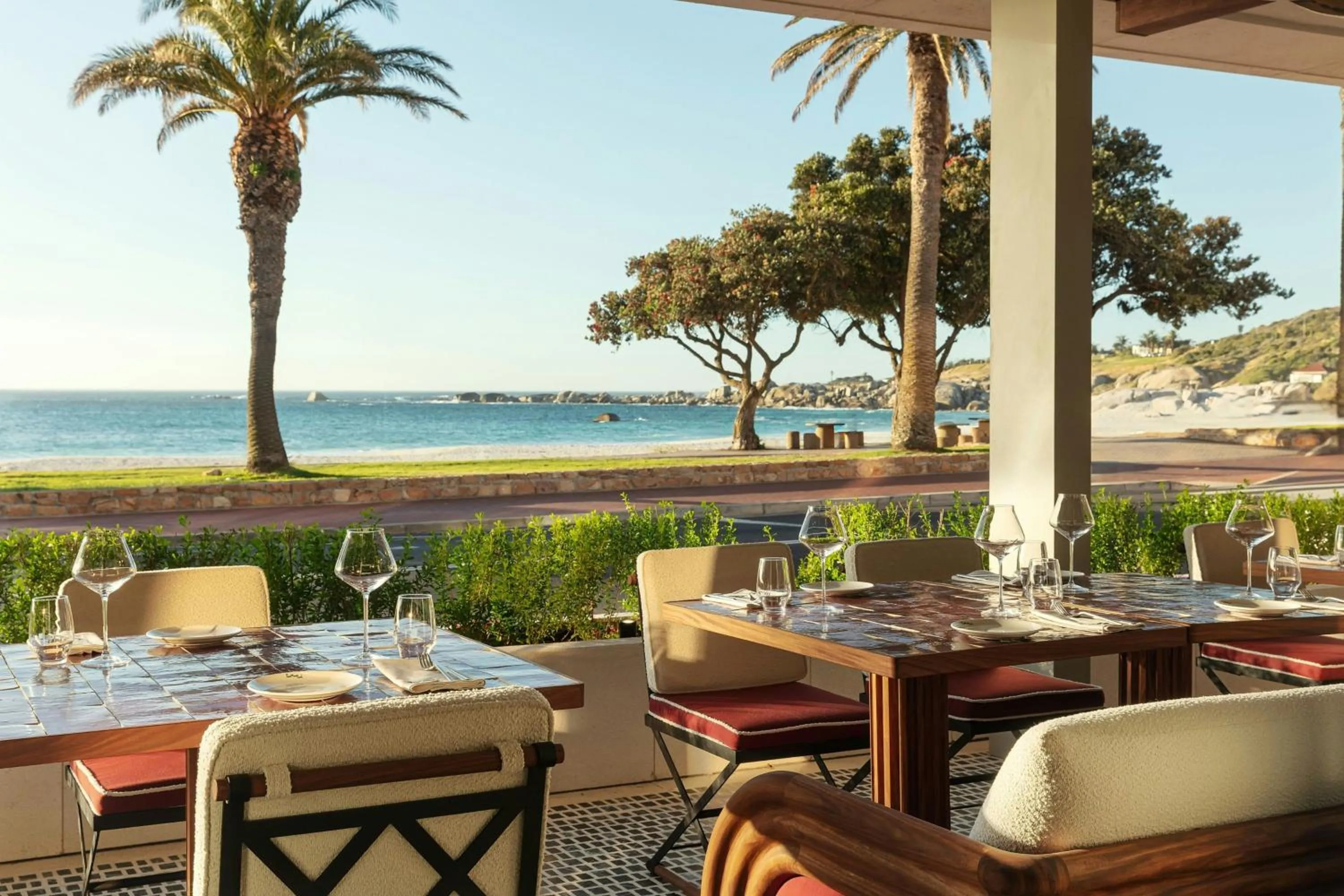 Restaurant/places to eat in Morea House, Autograph Collection