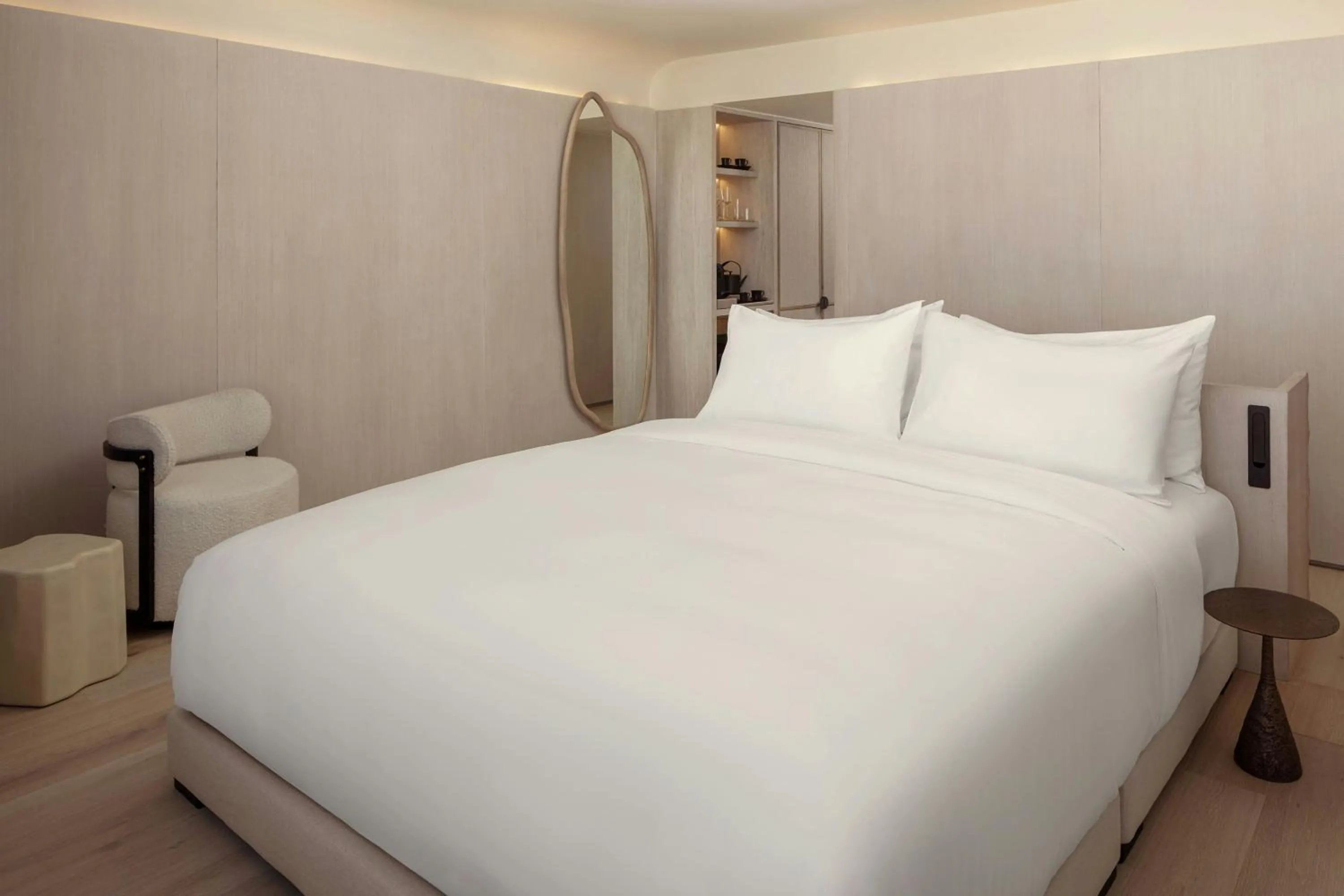 Bedroom, Bed in Morea House, Autograph Collection
