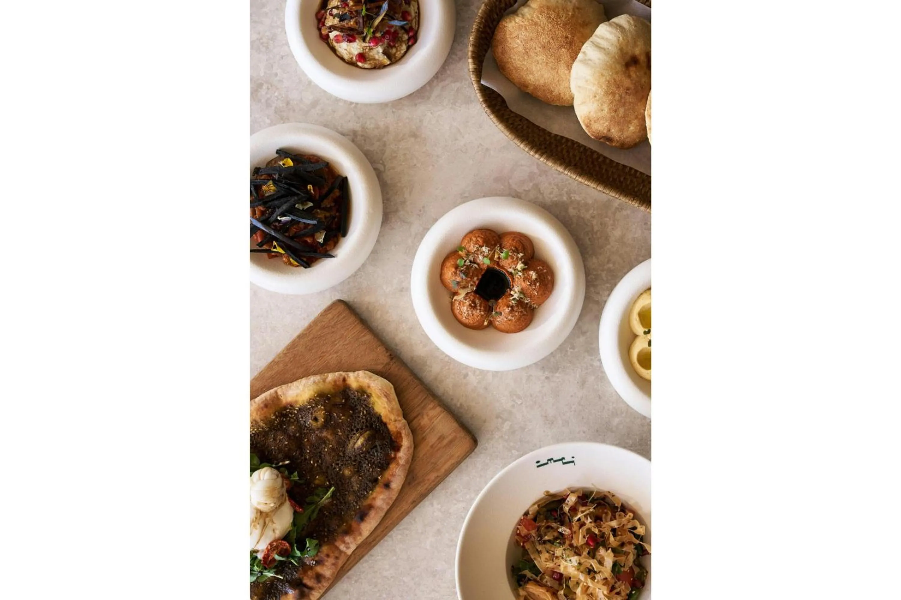 Restaurant/places to eat in Morea House, Autograph Collection