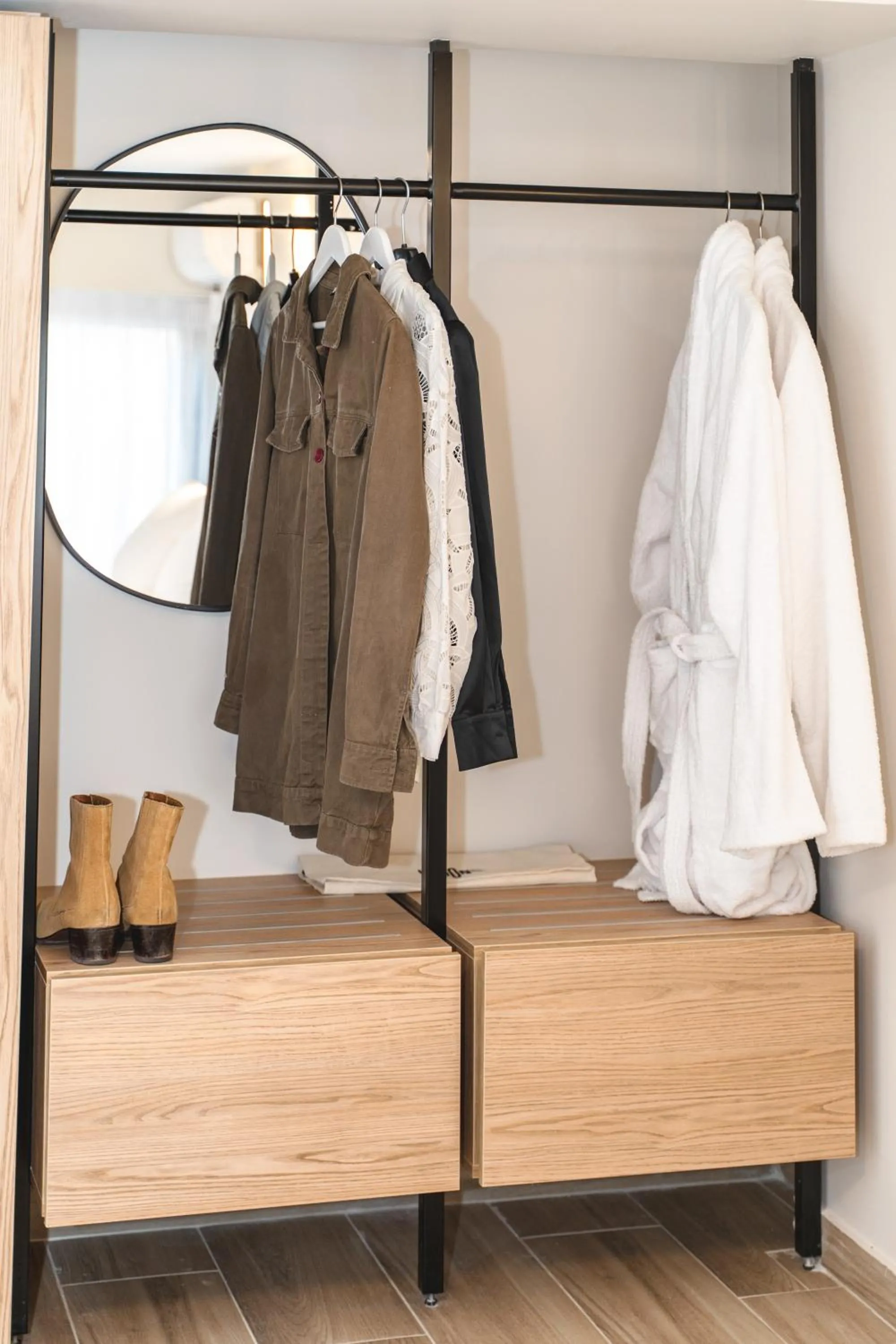 wardrobe in Vision Lavraga