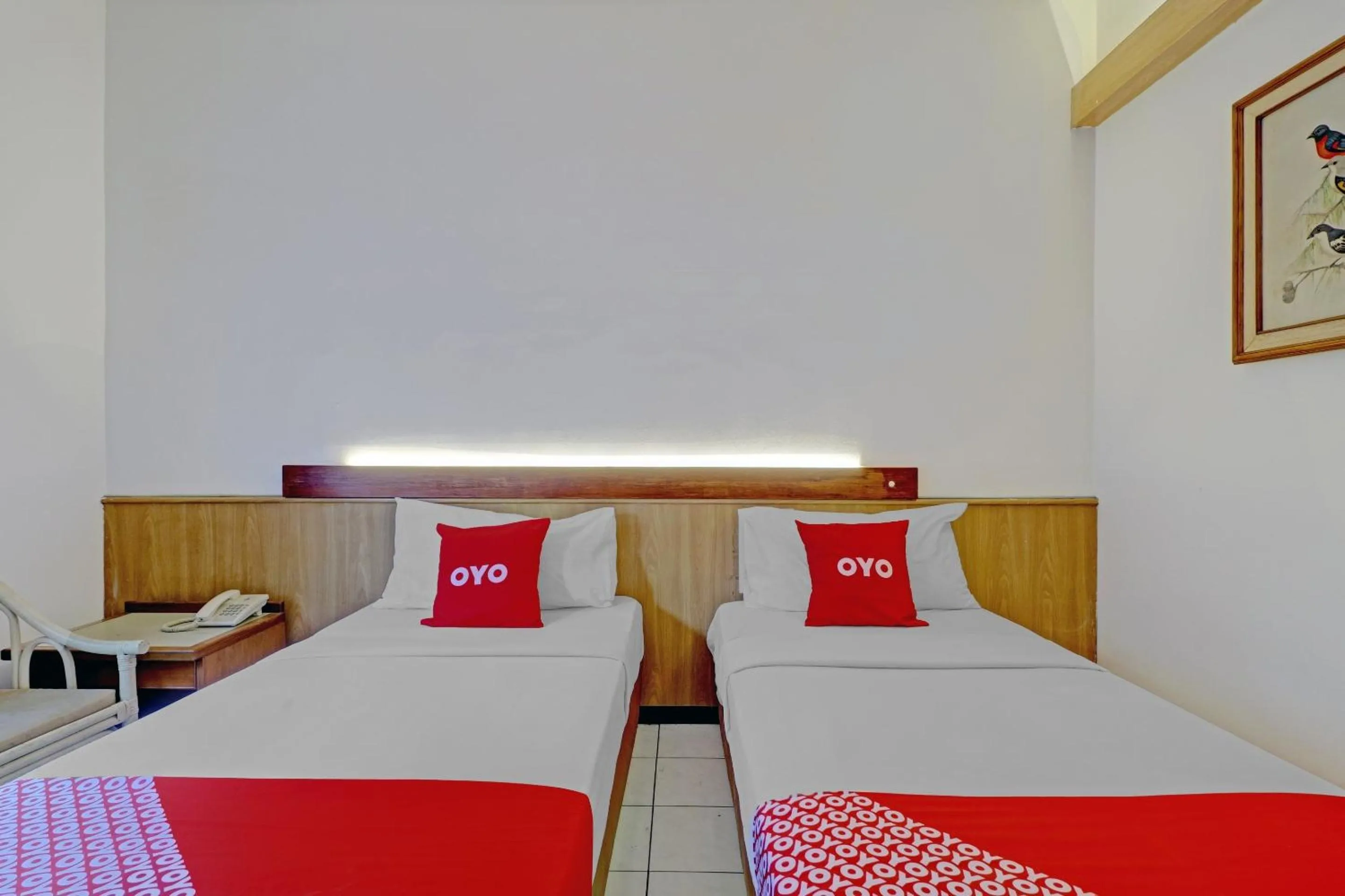 Bedroom, Bed in OYO 94726 Asteria Talaga Bodas