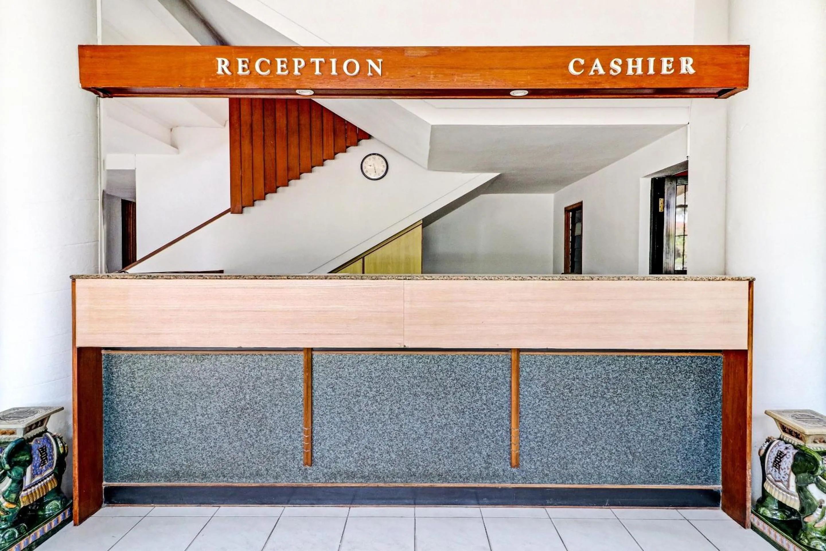 Lobby or reception in OYO 94726 Asteria Talaga Bodas
