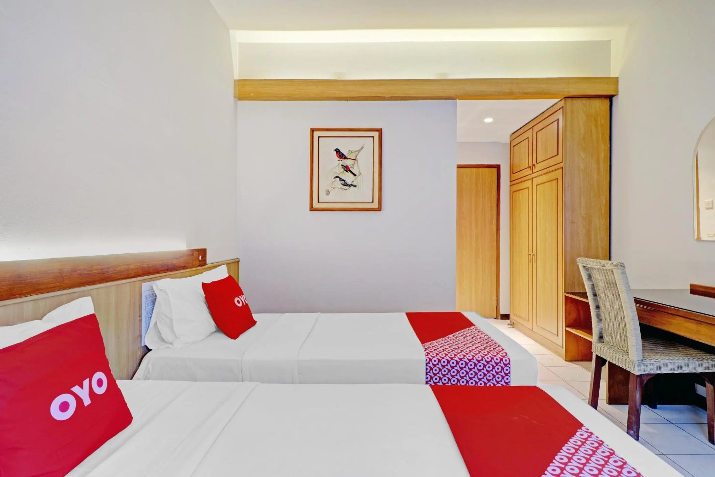 Bedroom, Bed in OYO 94726 Asteria Talaga Bodas
