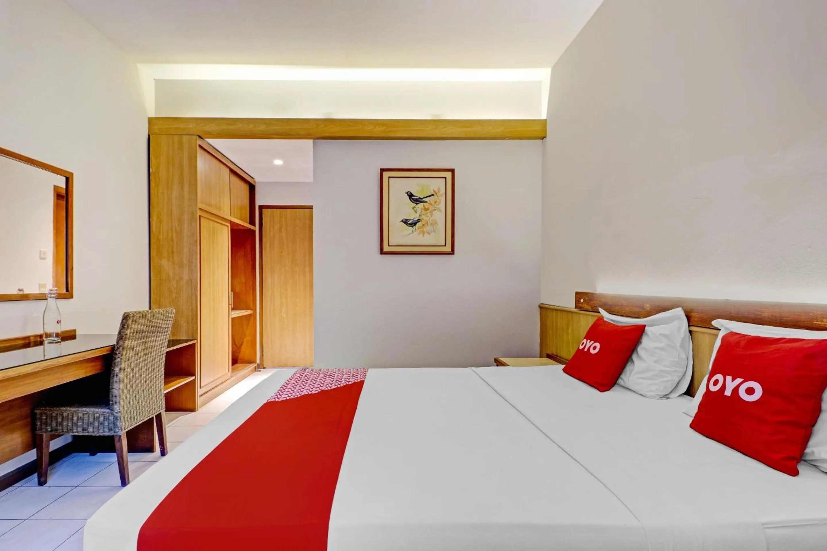 Bedroom, Bed in OYO 94726 Asteria Talaga Bodas