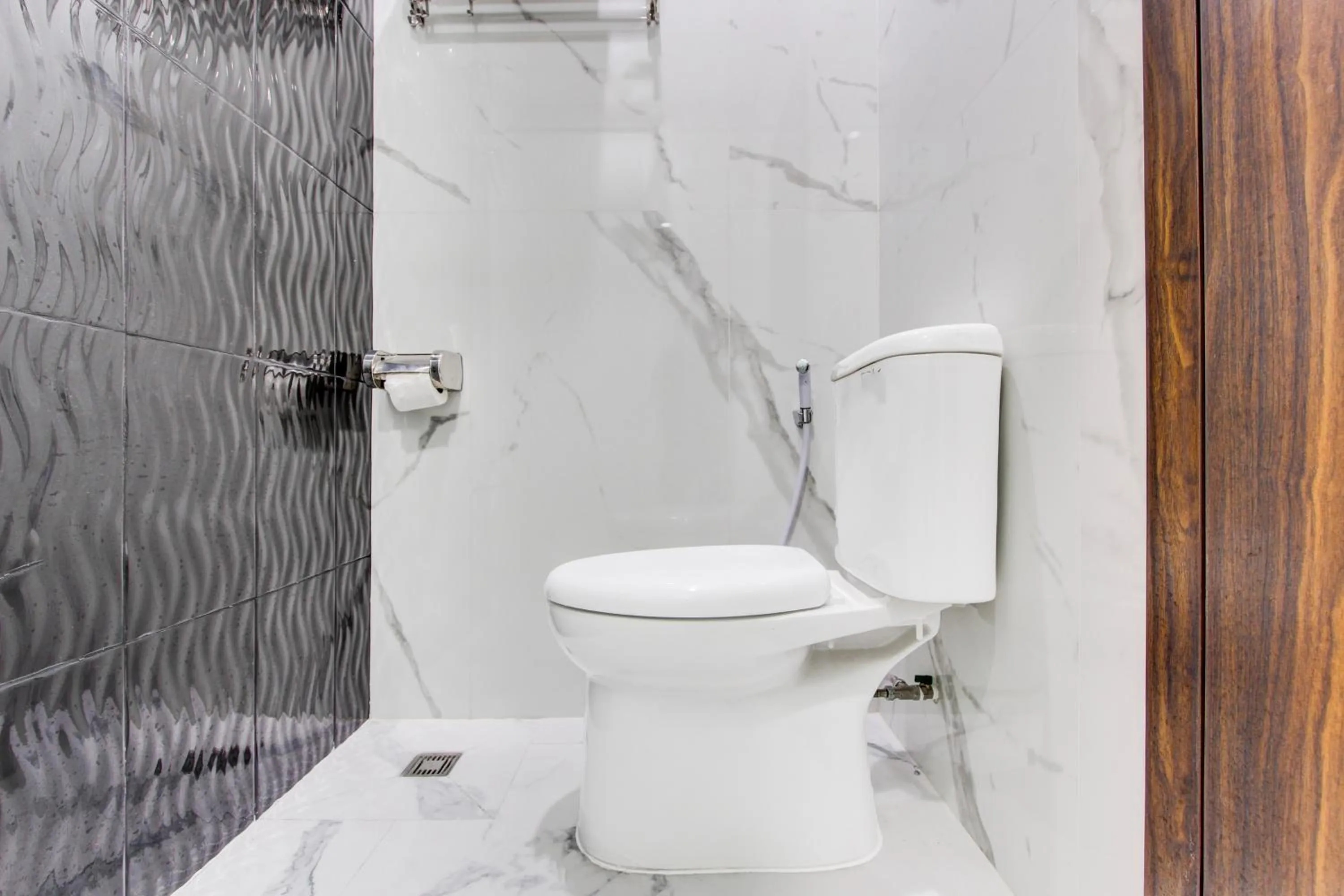 Bathroom in Townhouse OAK Near The Park Mall Semarang Formerly Semarang Boutique Hotel