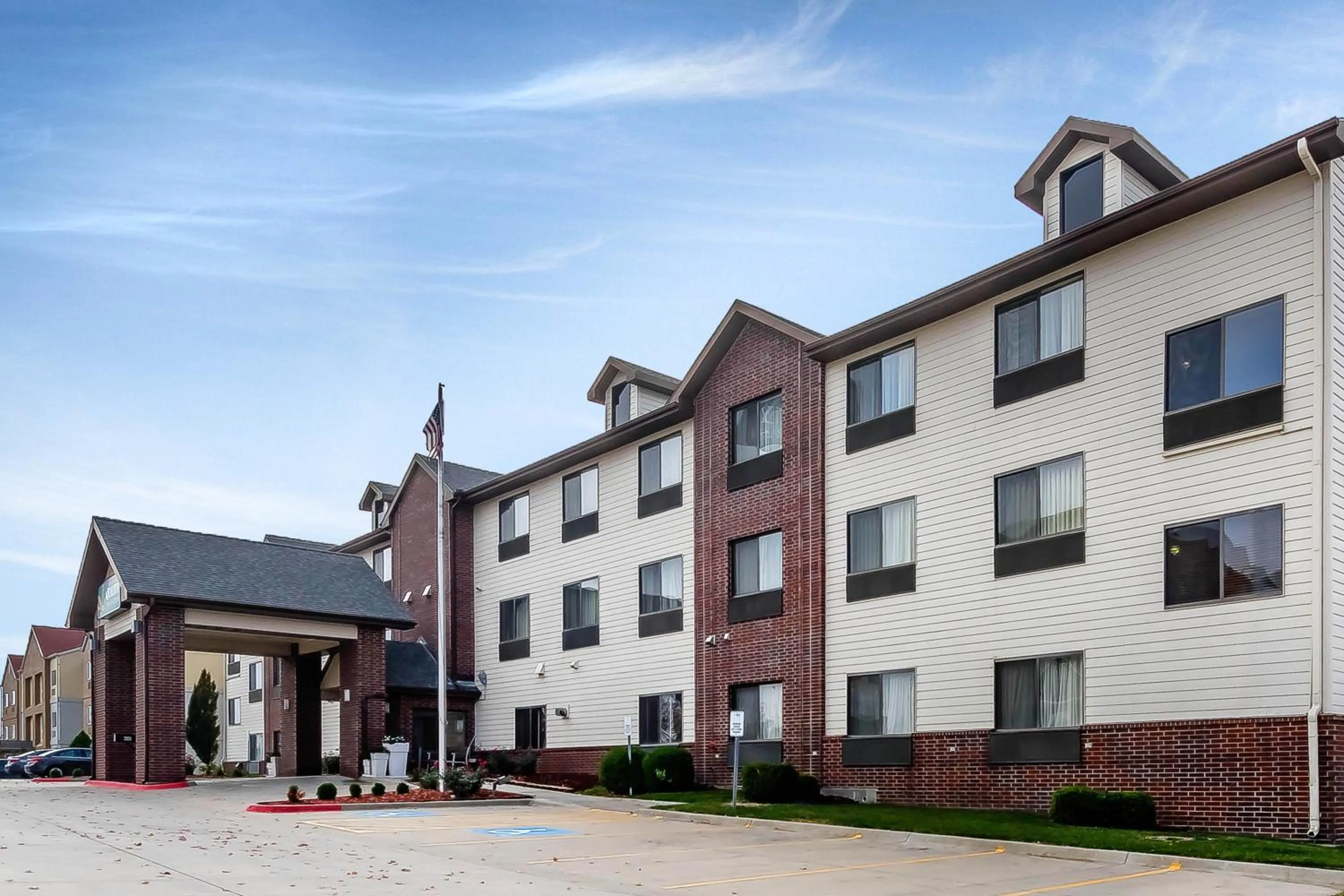 Property building in Comfort Inn & Suites Emporia