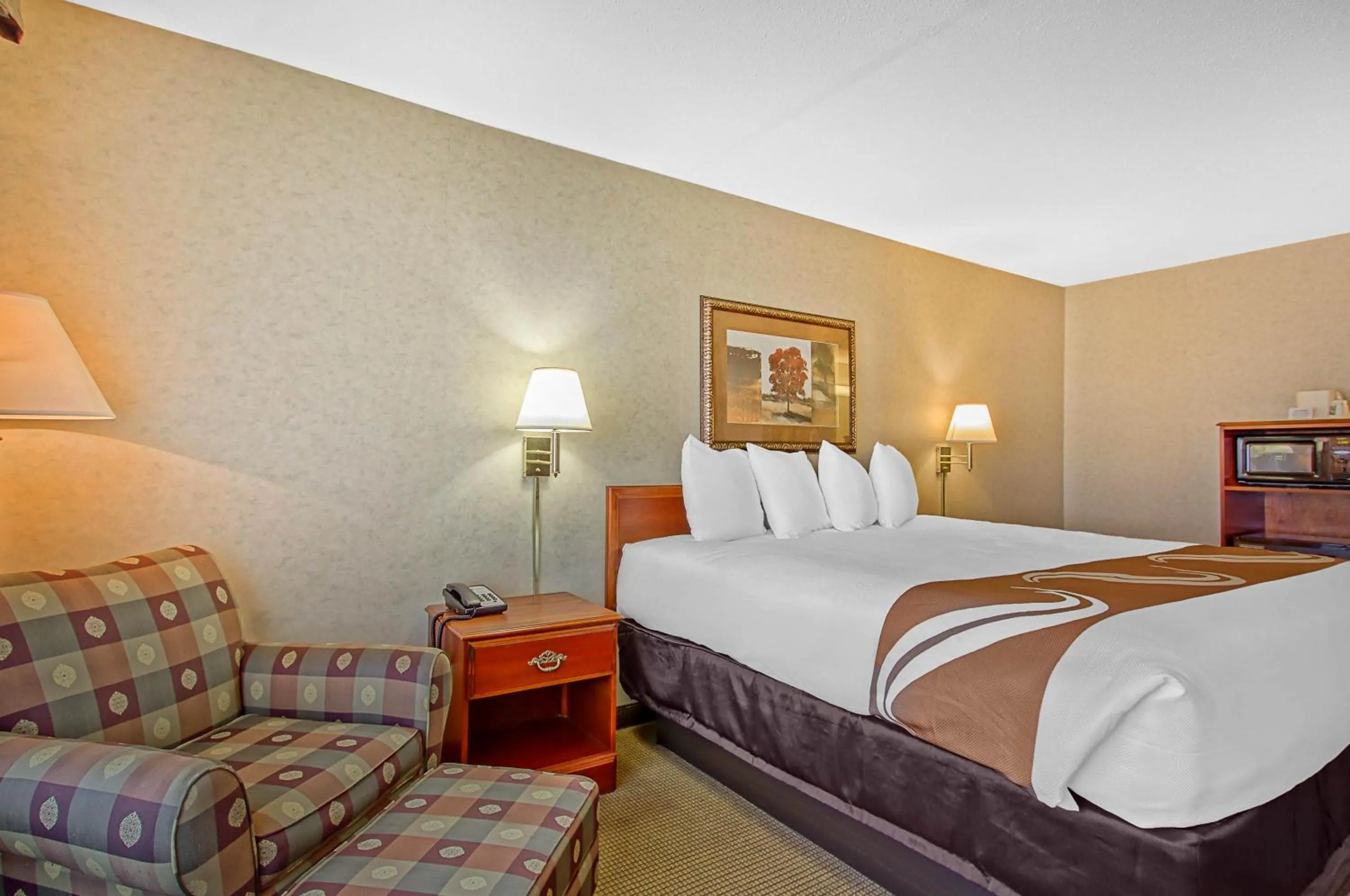 Comfort Inn & Suites Emporia