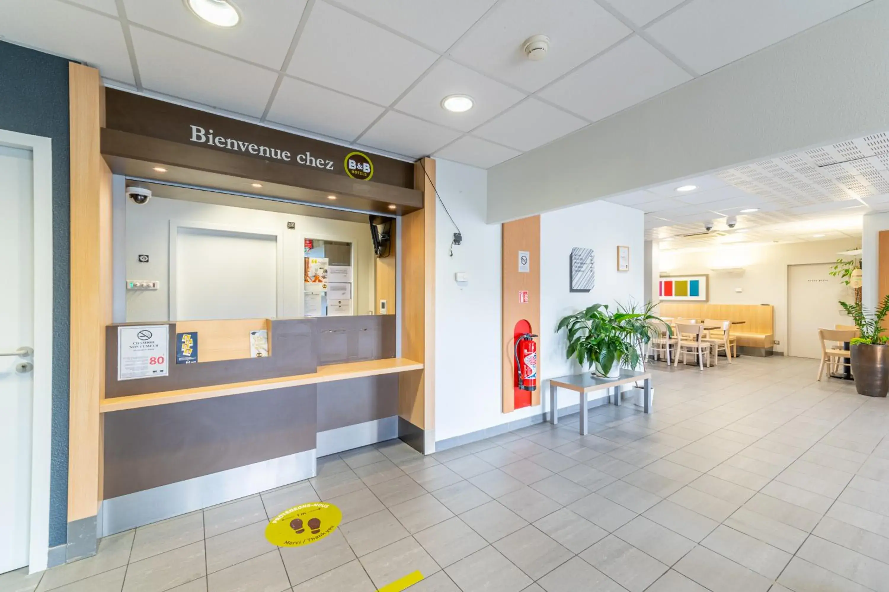 Lobby or reception in B&B HOTEL Lieusaint Carré Sénart Lobby or reception in B&B HOTEL Lieusaint Carré Sénart