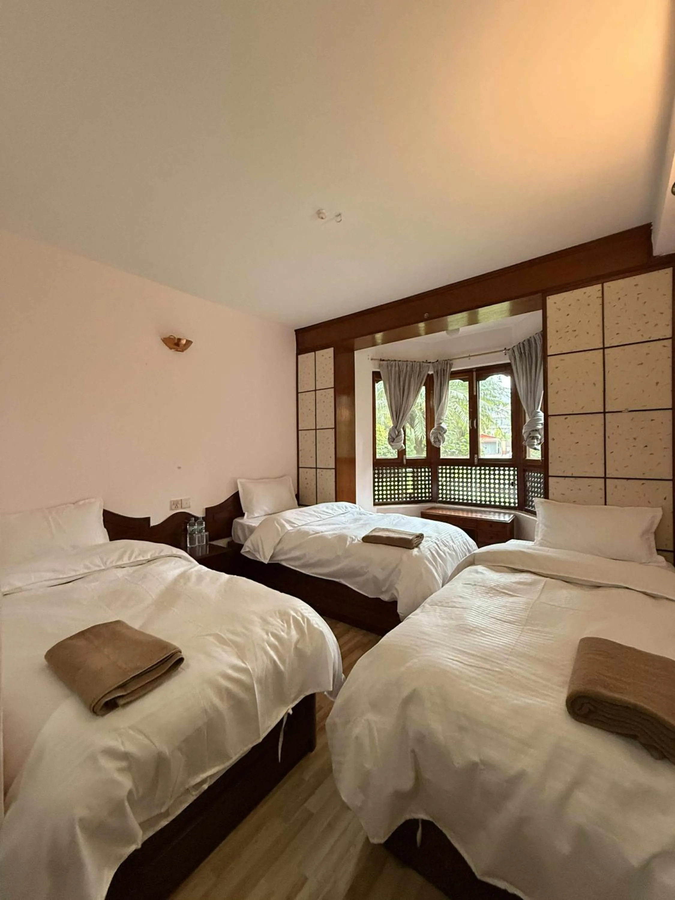 Laavanya Inn