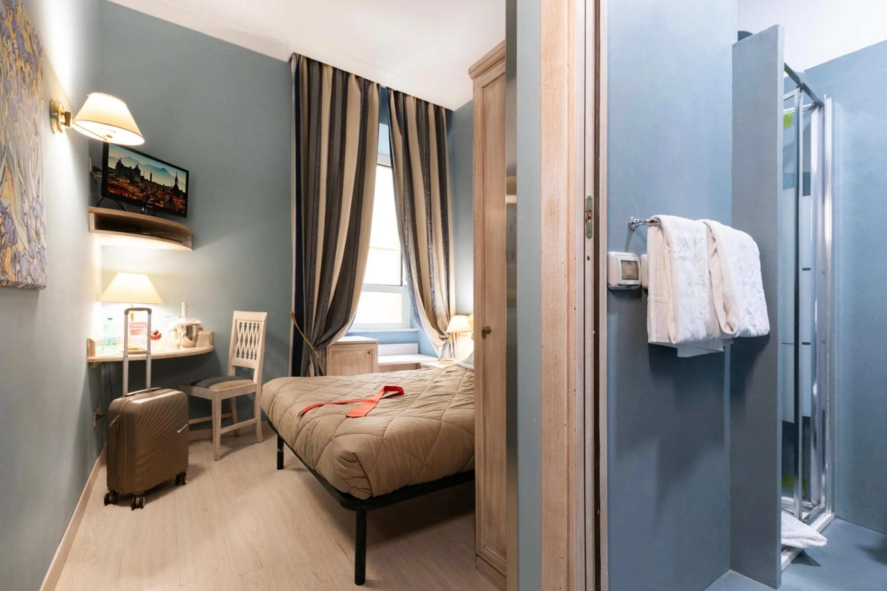 Bedroom, Bed in Piccolo Imperiale