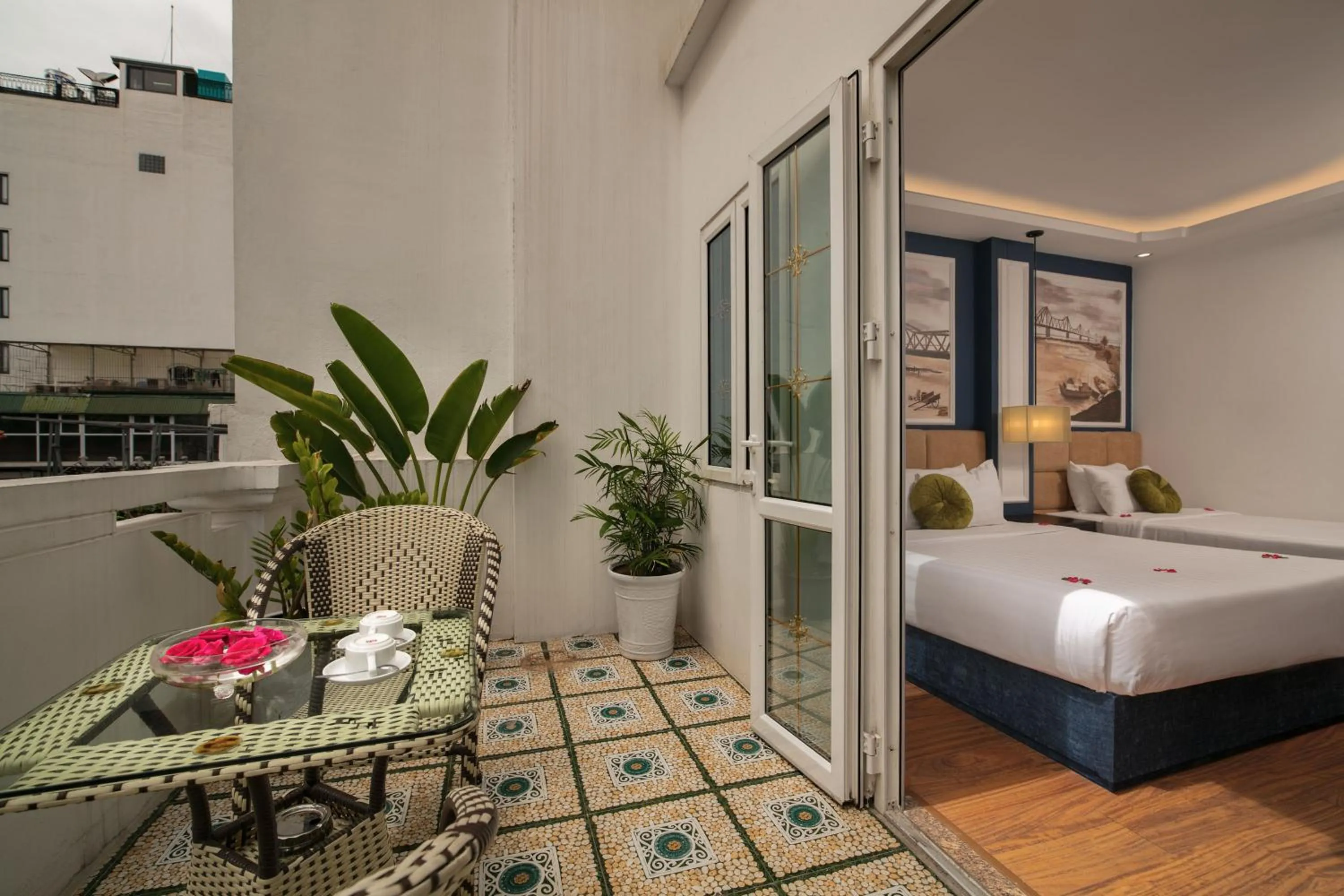 Balcony/Terrace, Bed in Hanoi Chic Boutique Hotel