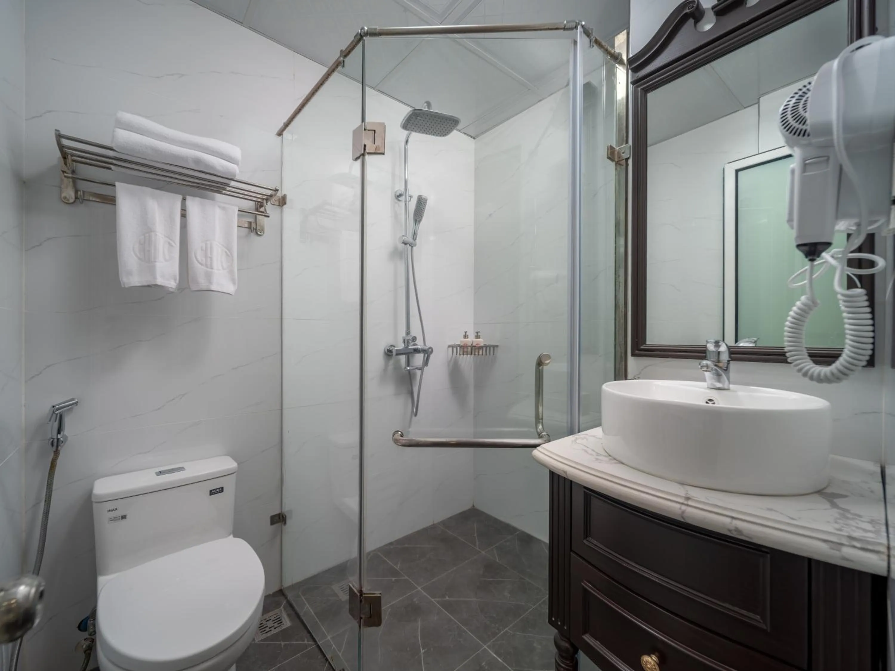 Bathroom in Hanoi Chic Boutique Hotel