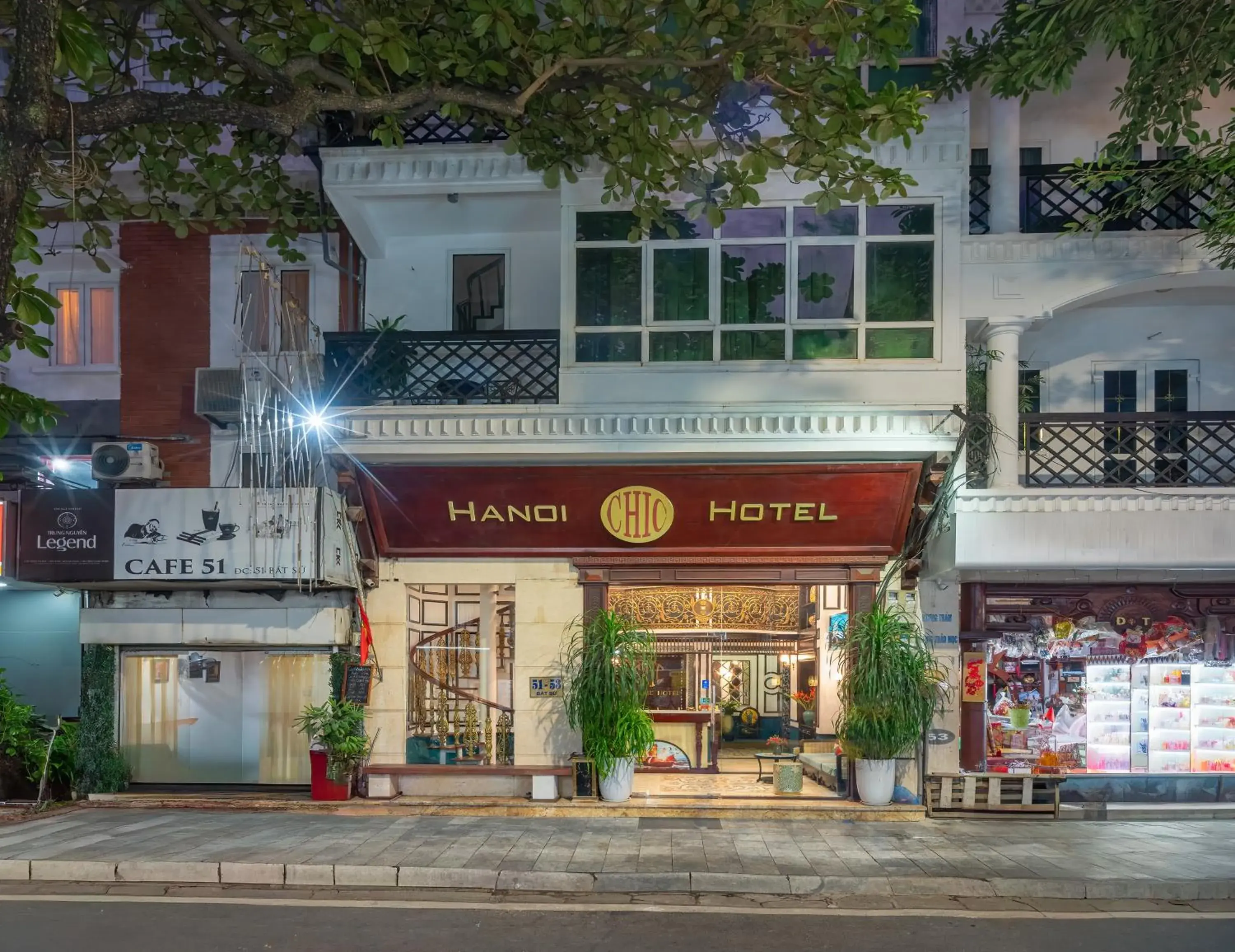 Property building in Hanoi Chic Boutique Hotel Property building in Hanoi Chic Boutique Hotel