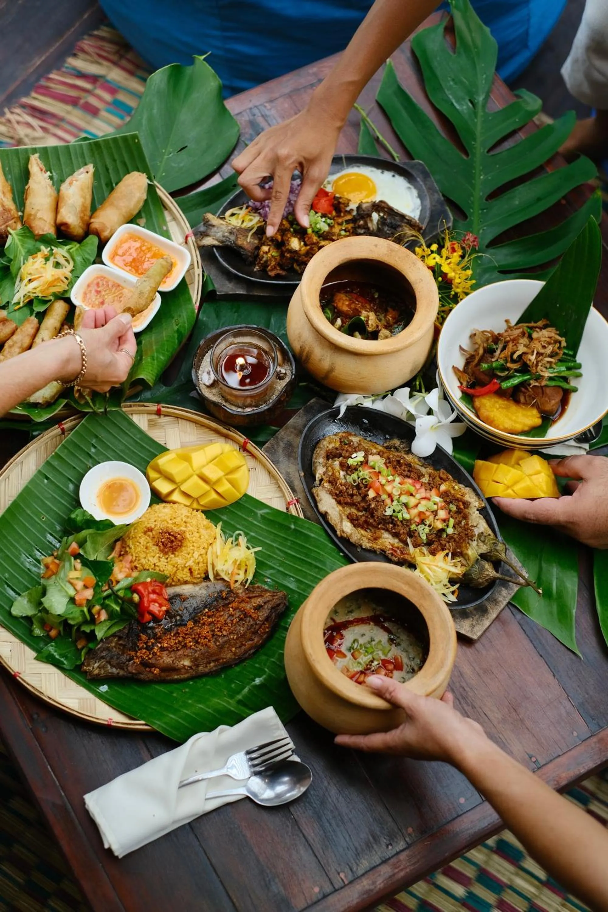 Food and drinks in Harana Surf Resort