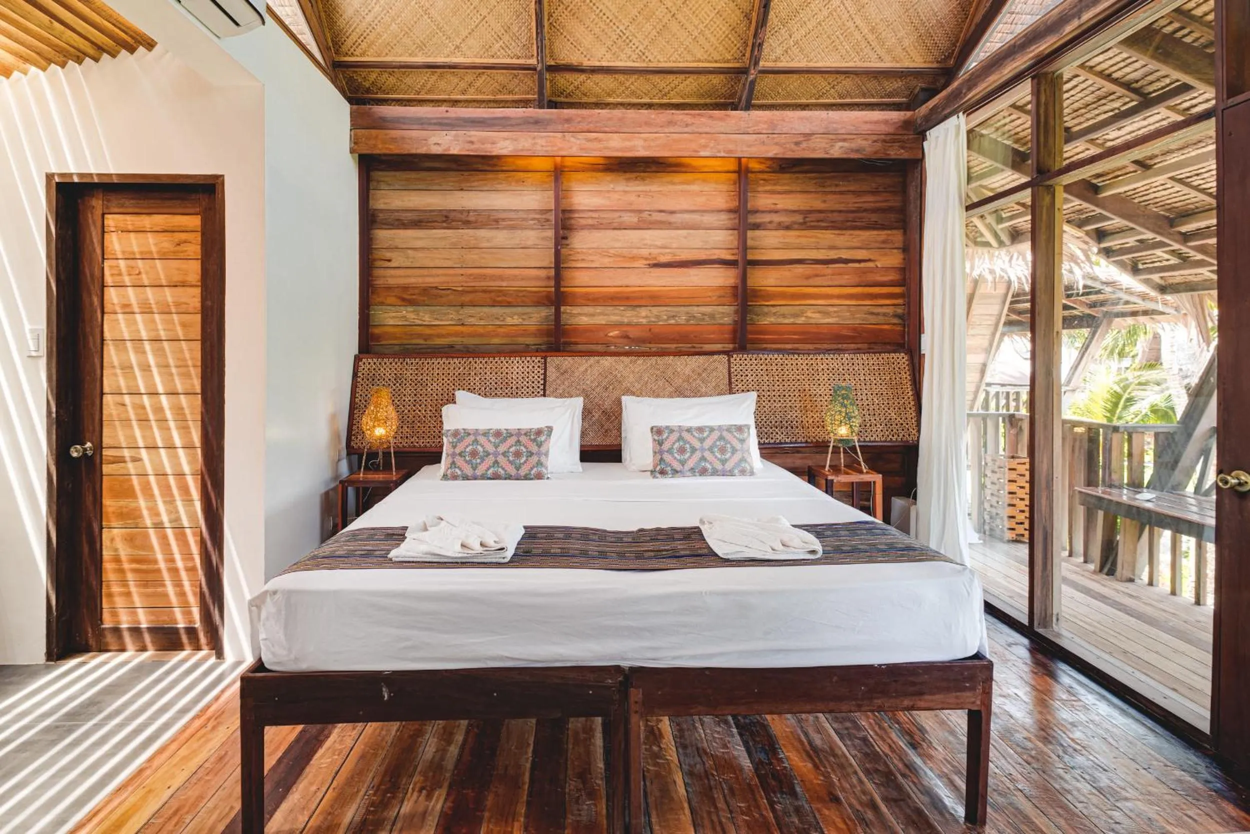 Bedroom, Bed in Harana Surf Resort