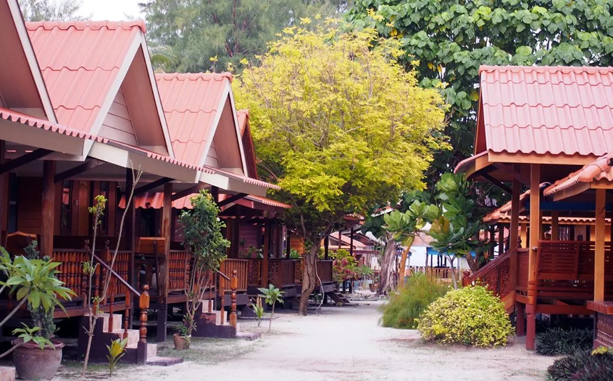 Property building in Coco Beach Bungalows