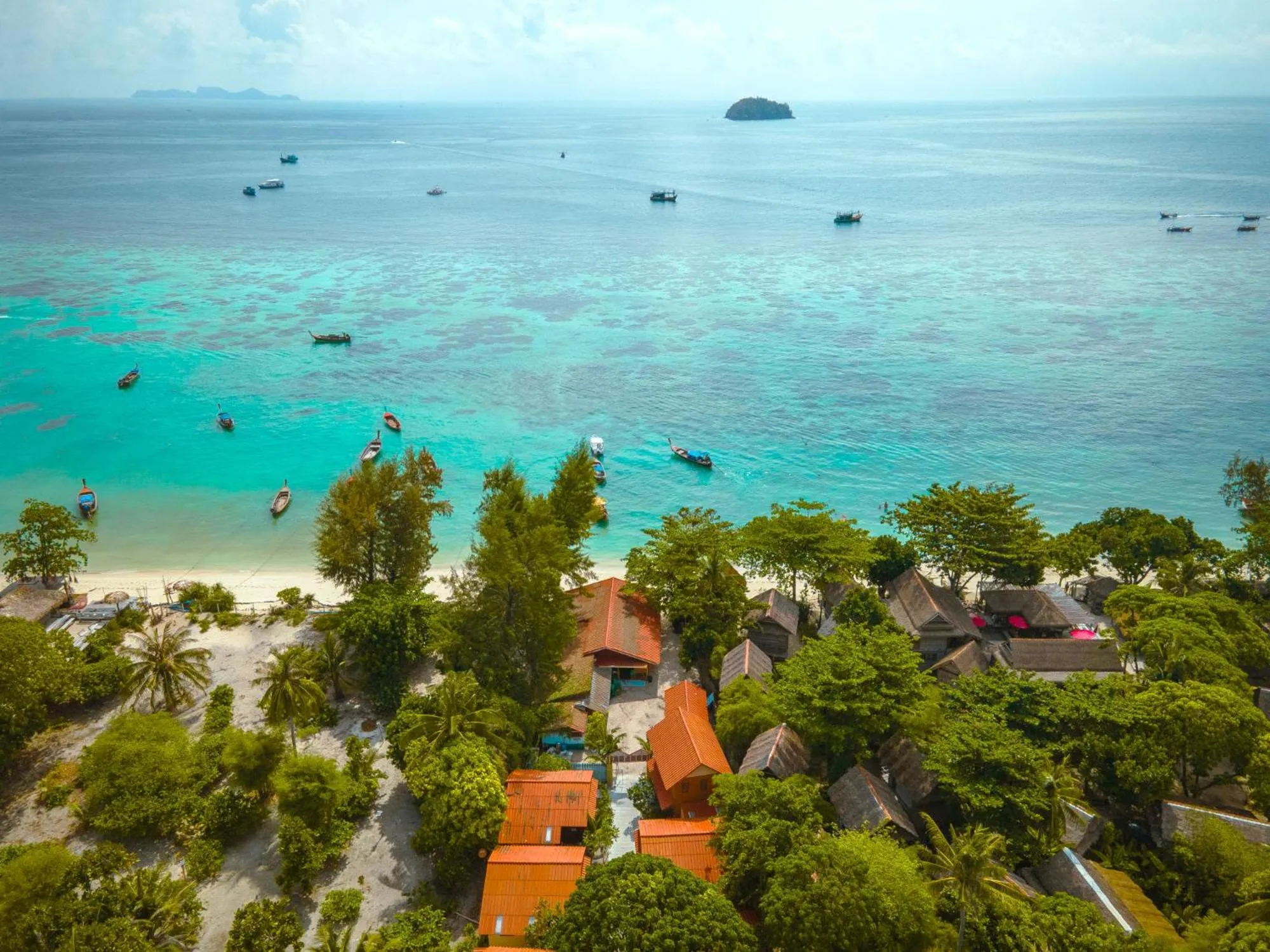 Property building in Coco Beach Bungalows