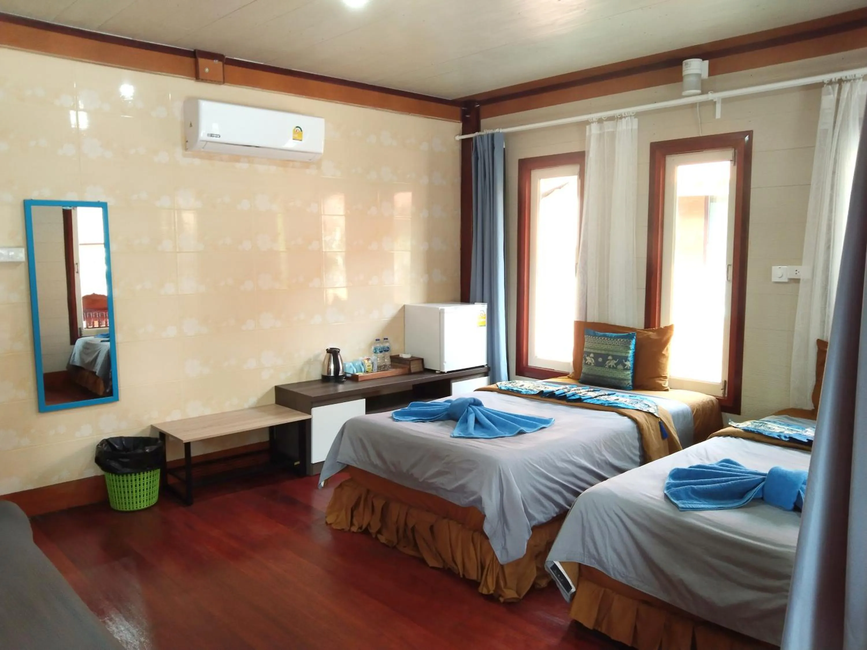 Bed in Coco Beach Bungalows